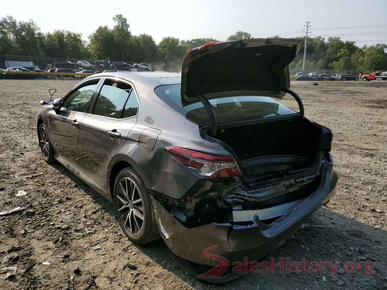 4T1F11BK1NU050333 2022 TOYOTA CAMRY