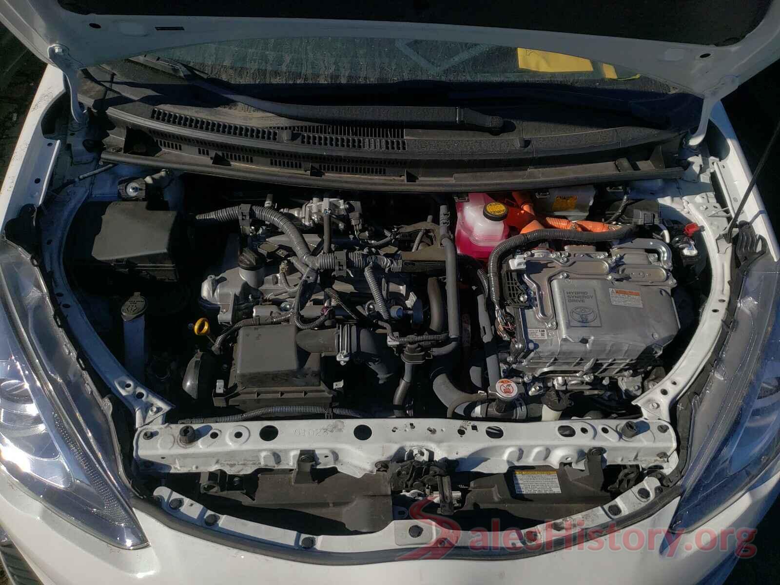 JTDKDTB30G1139877 2016 TOYOTA PRIUS