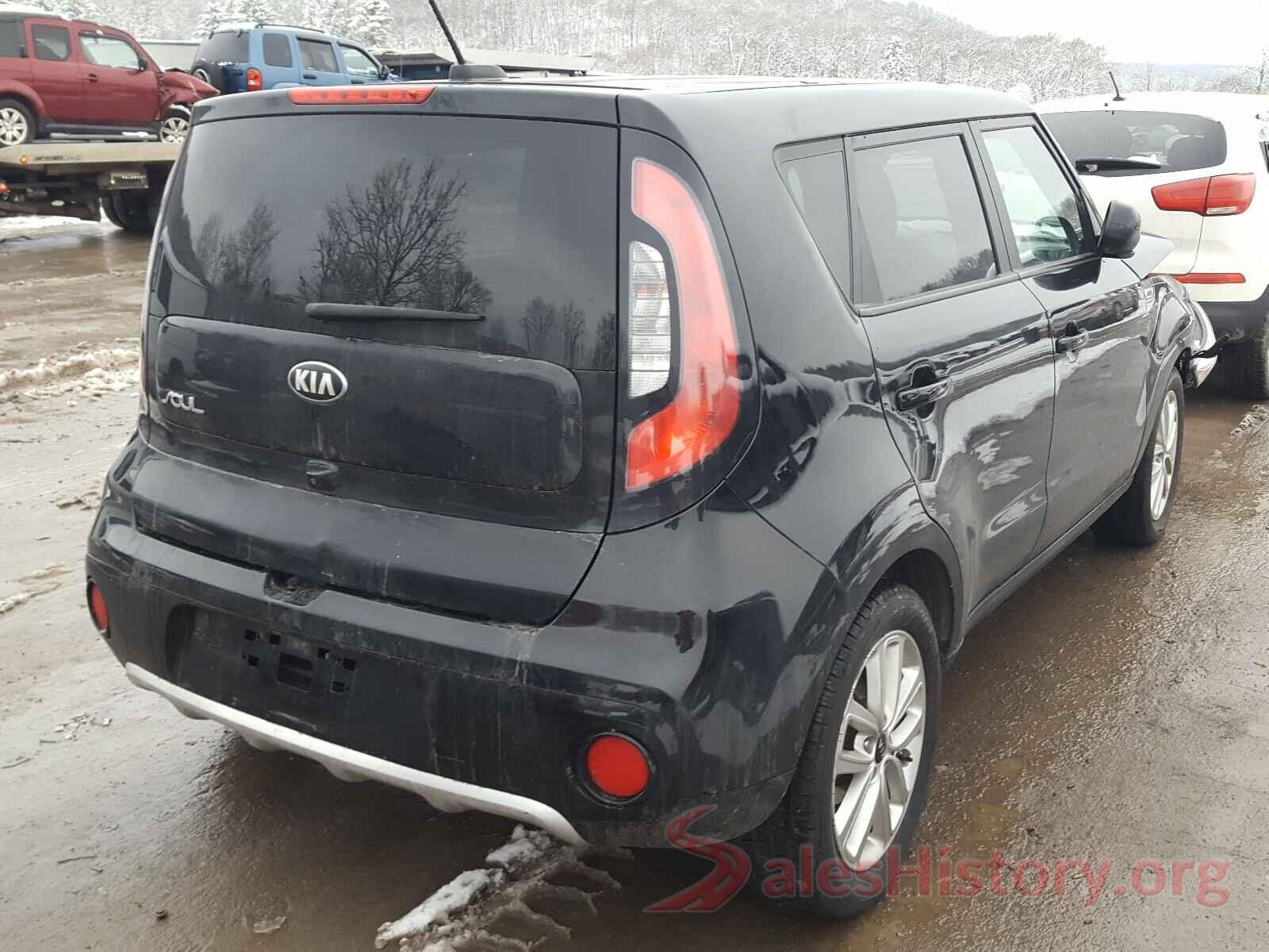 KNDJP3A5XH7449359 2017 KIA SOUL