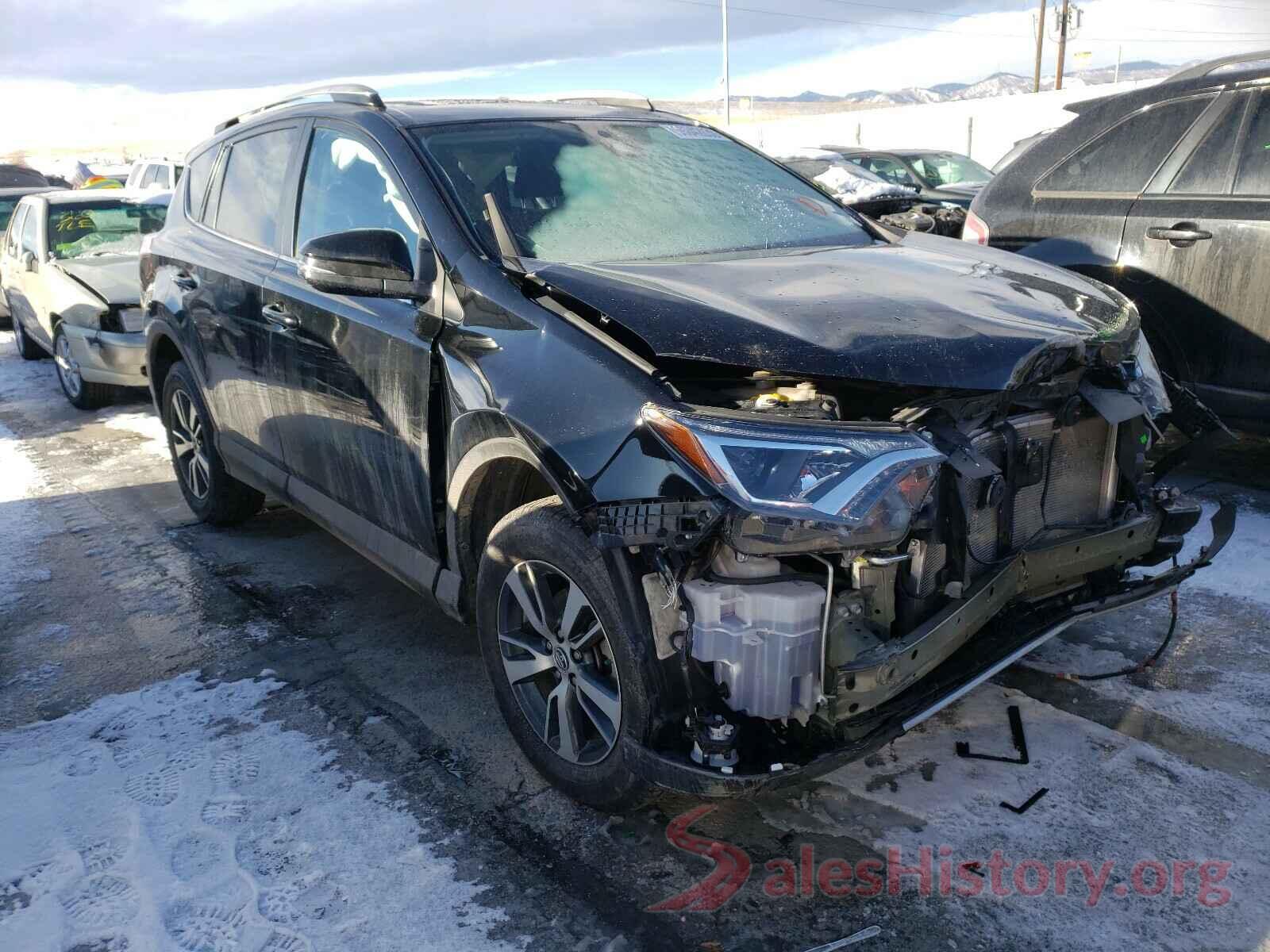 2T3RFREV8JW788733 2018 TOYOTA RAV4