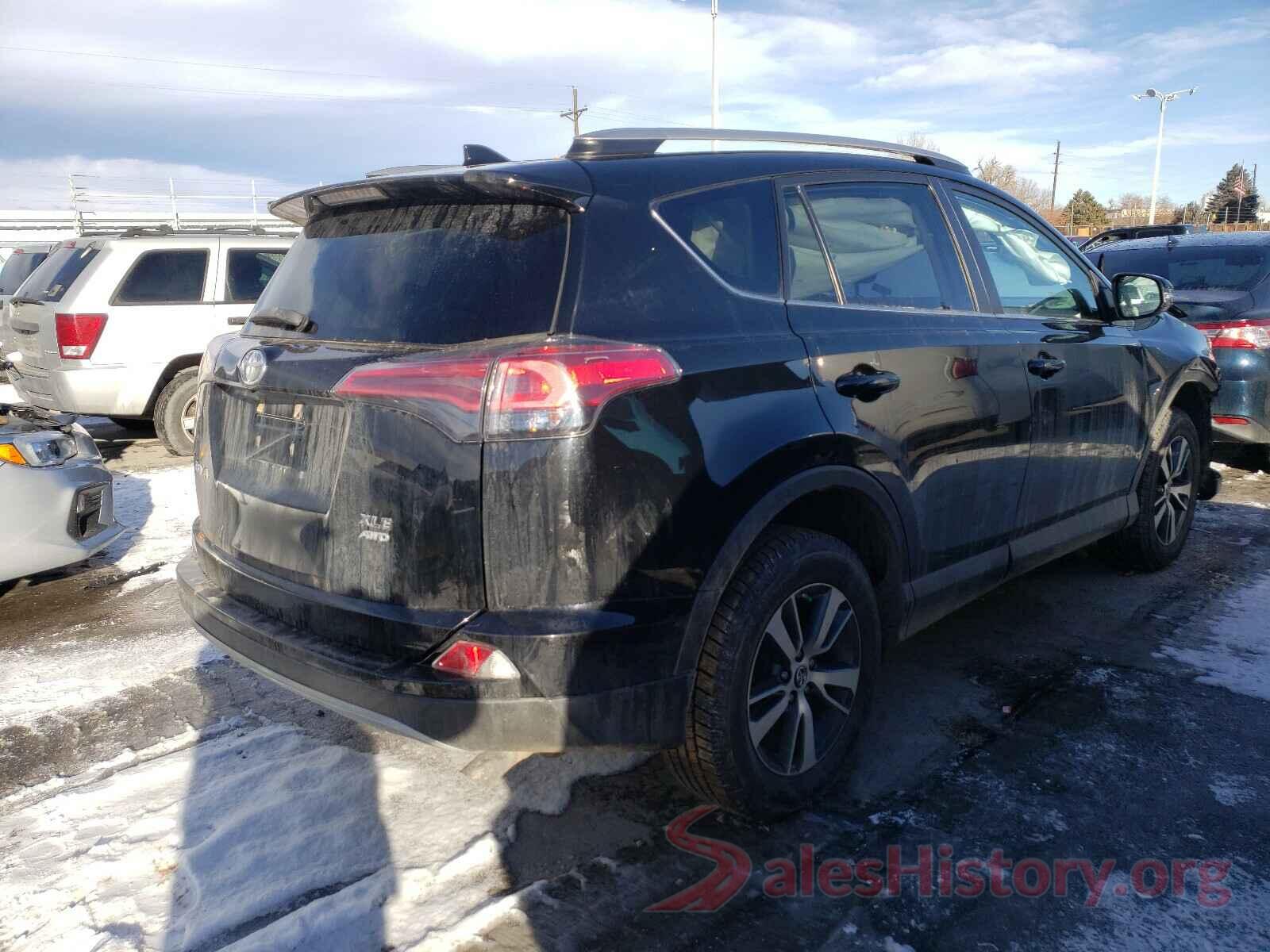 2T3RFREV8JW788733 2018 TOYOTA RAV4