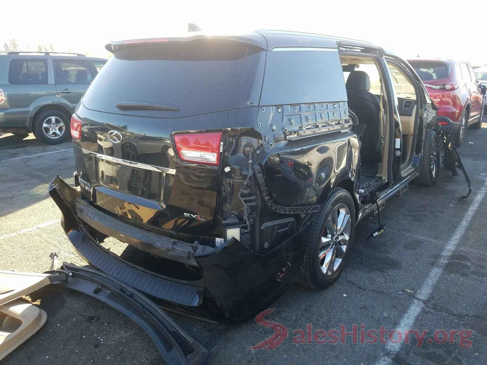 KNDME5C19J6399588 2018 KIA SEDONA