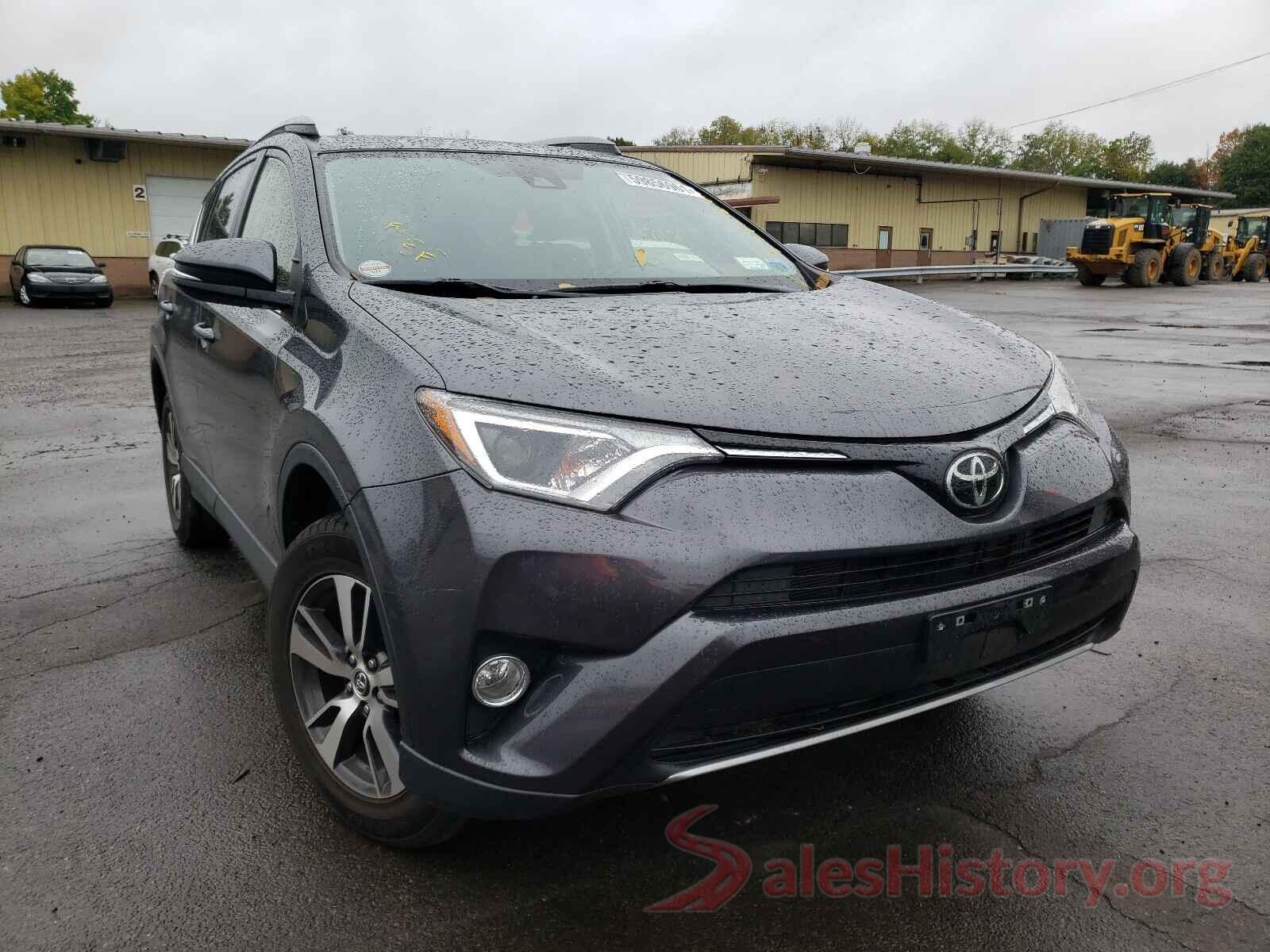 JTMRFREV2JJ721835 2018 TOYOTA RAV4