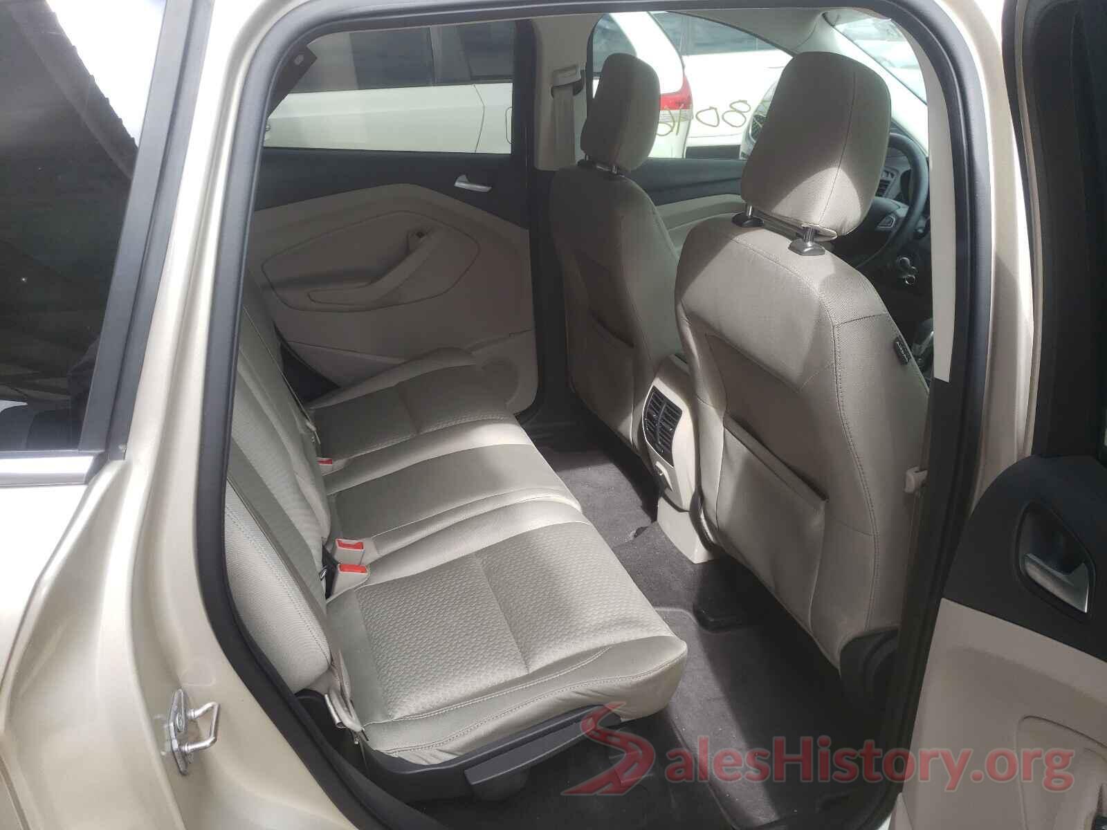 1FMCU0GD5JUA37139 2018 FORD ESCAPE