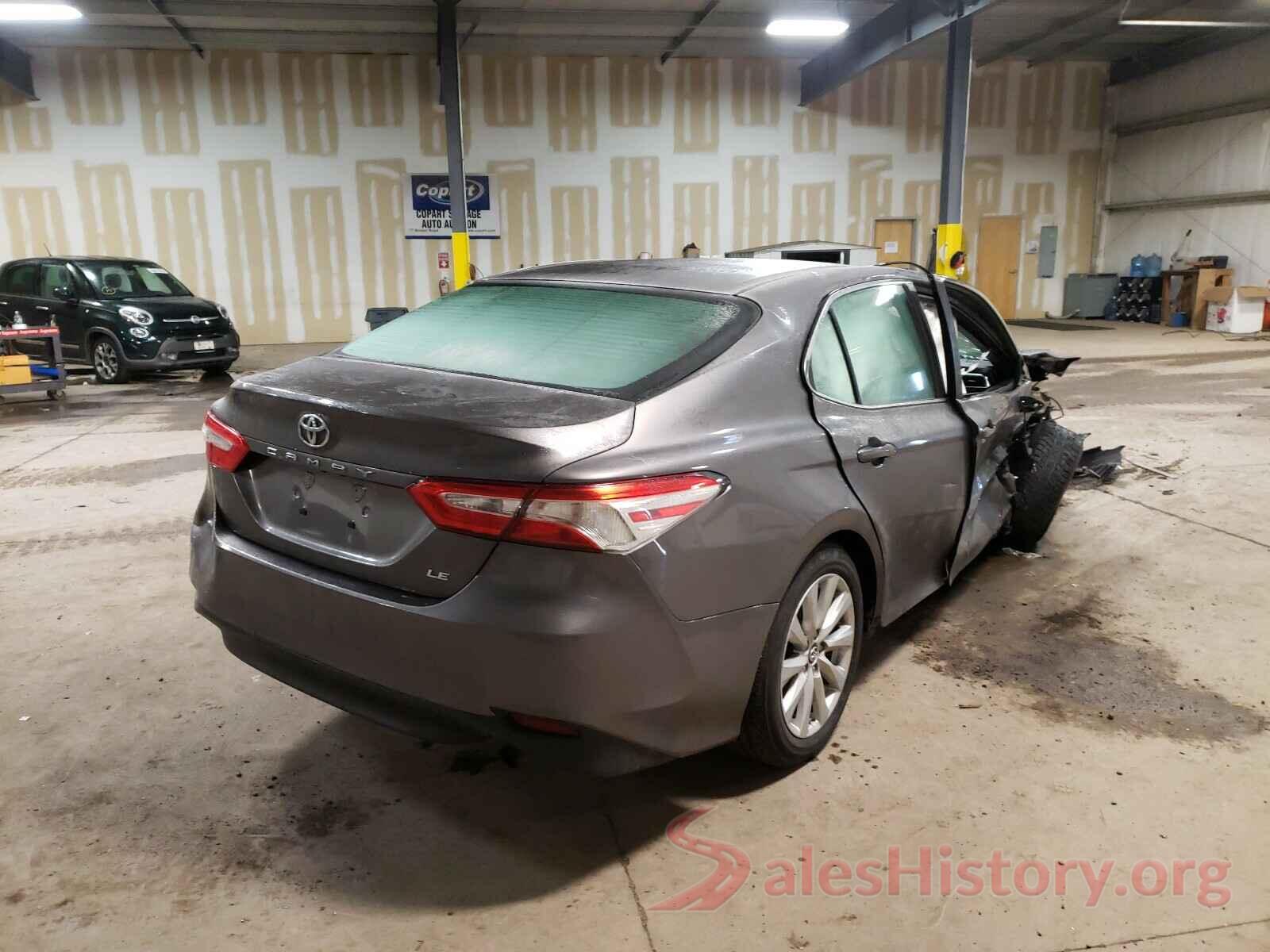 4T1B11HK7JU097530 2018 TOYOTA CAMRY