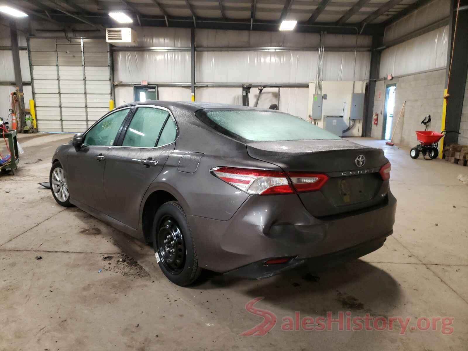 4T1B11HK7JU097530 2018 TOYOTA CAMRY