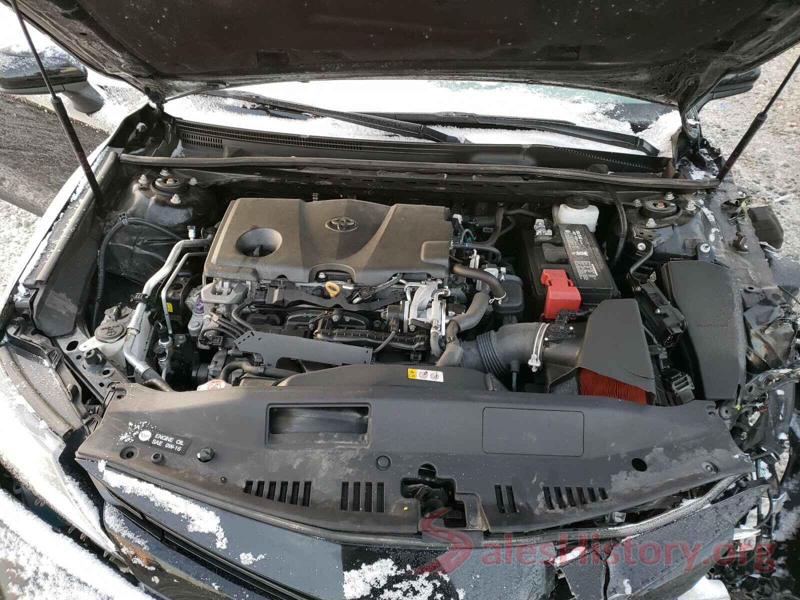 4T1B11HK8JU676784 2018 TOYOTA CAMRY