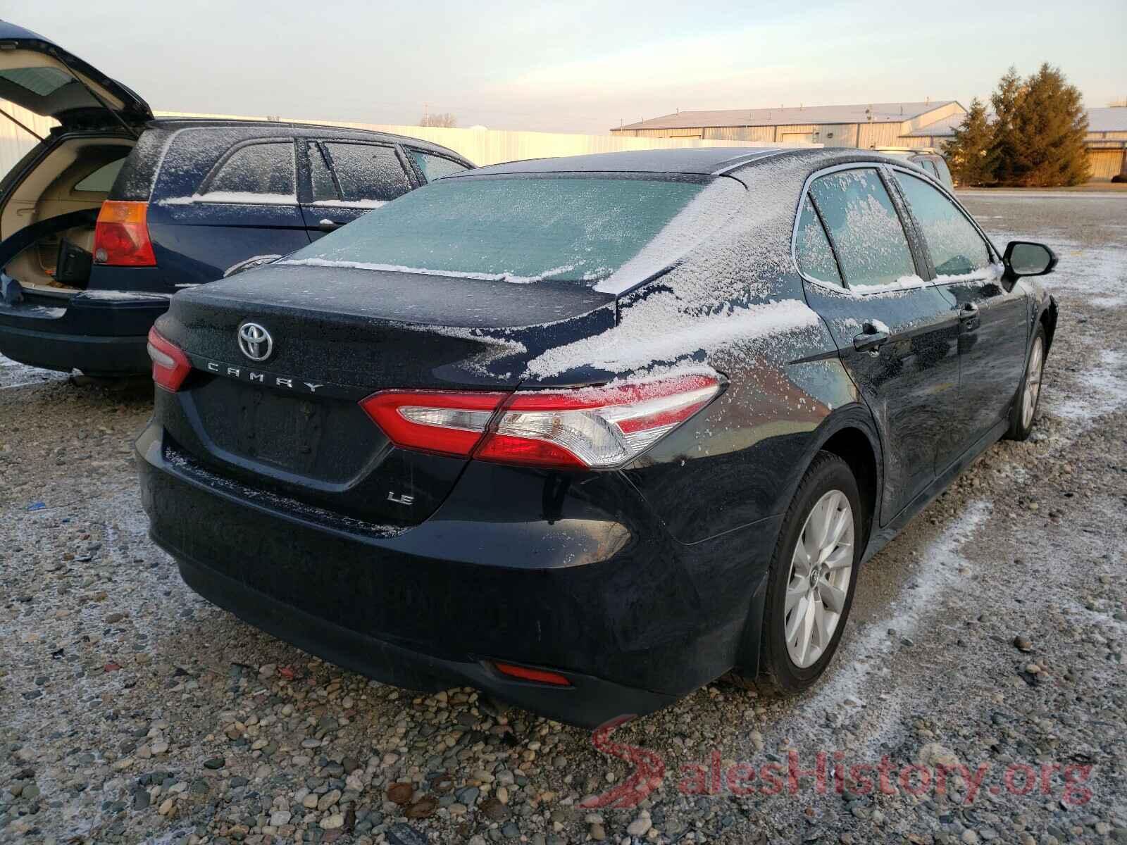 4T1B11HK8JU676784 2018 TOYOTA CAMRY