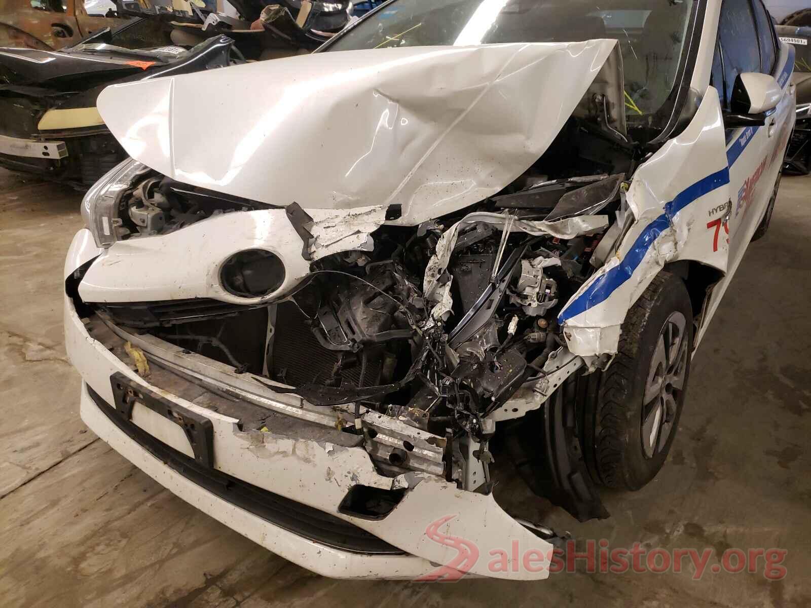 JTDKARFU4J3061825 2018 TOYOTA PRIUS