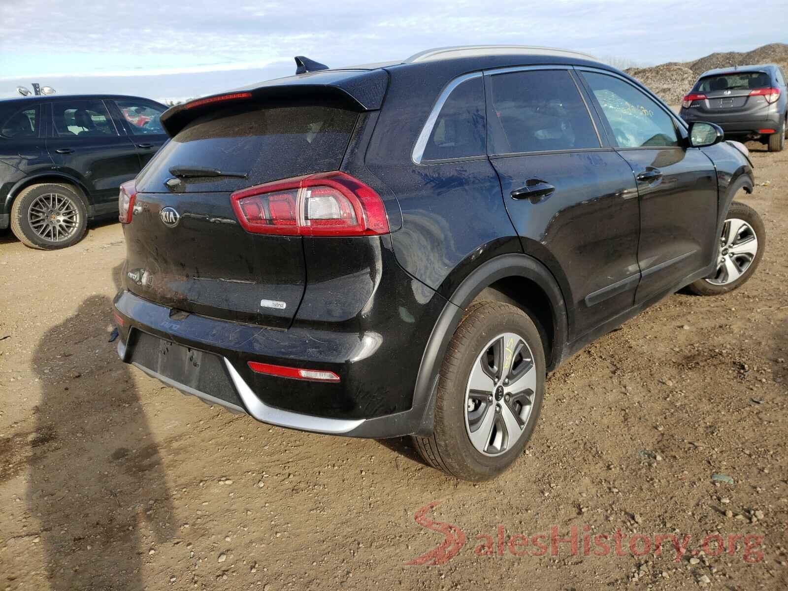 KNDCB3LC9H5089032 2017 KIA NIRO