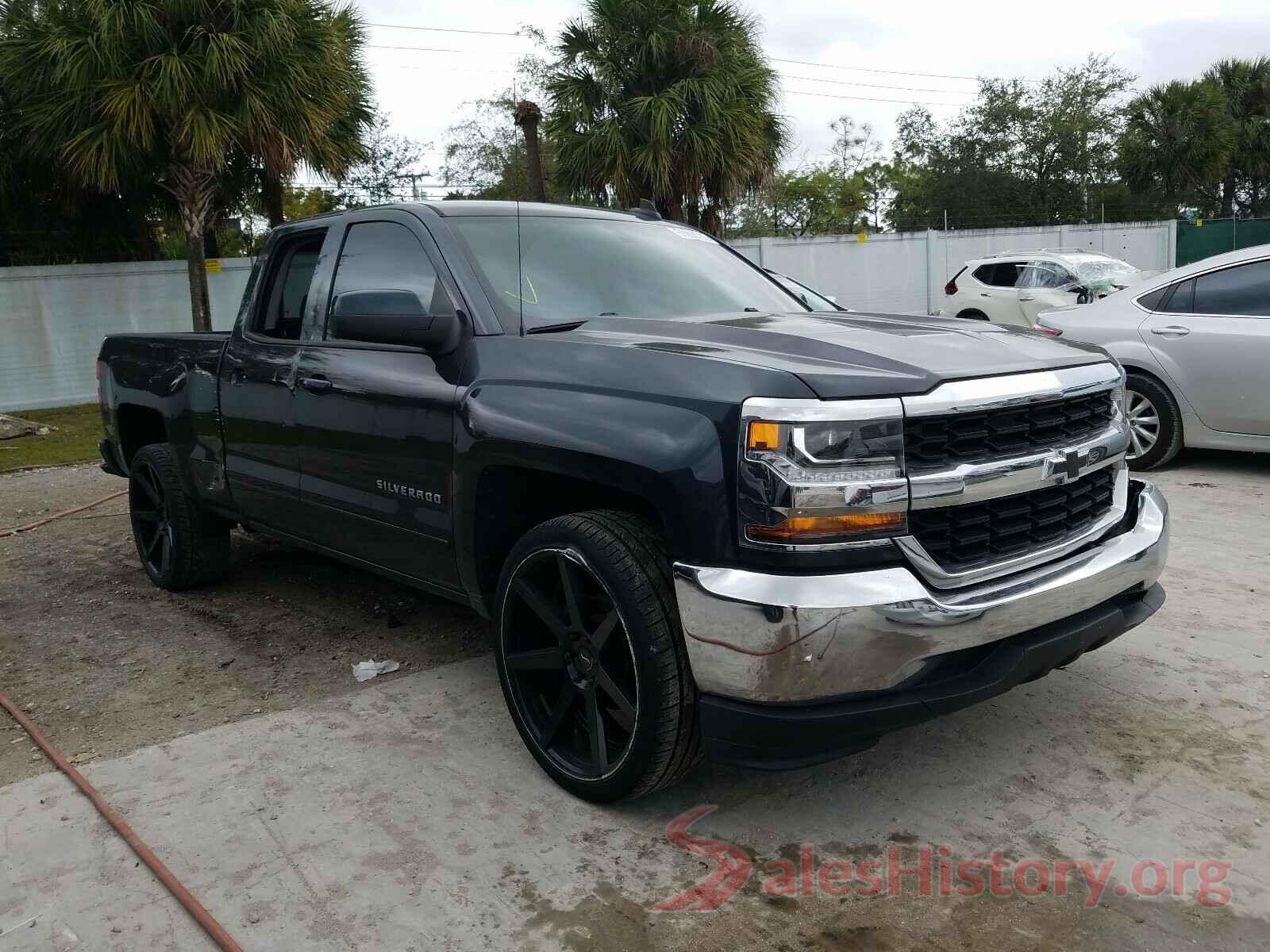 1GCRCREH7JZ161170 2018 CHEVROLET SILVERADO