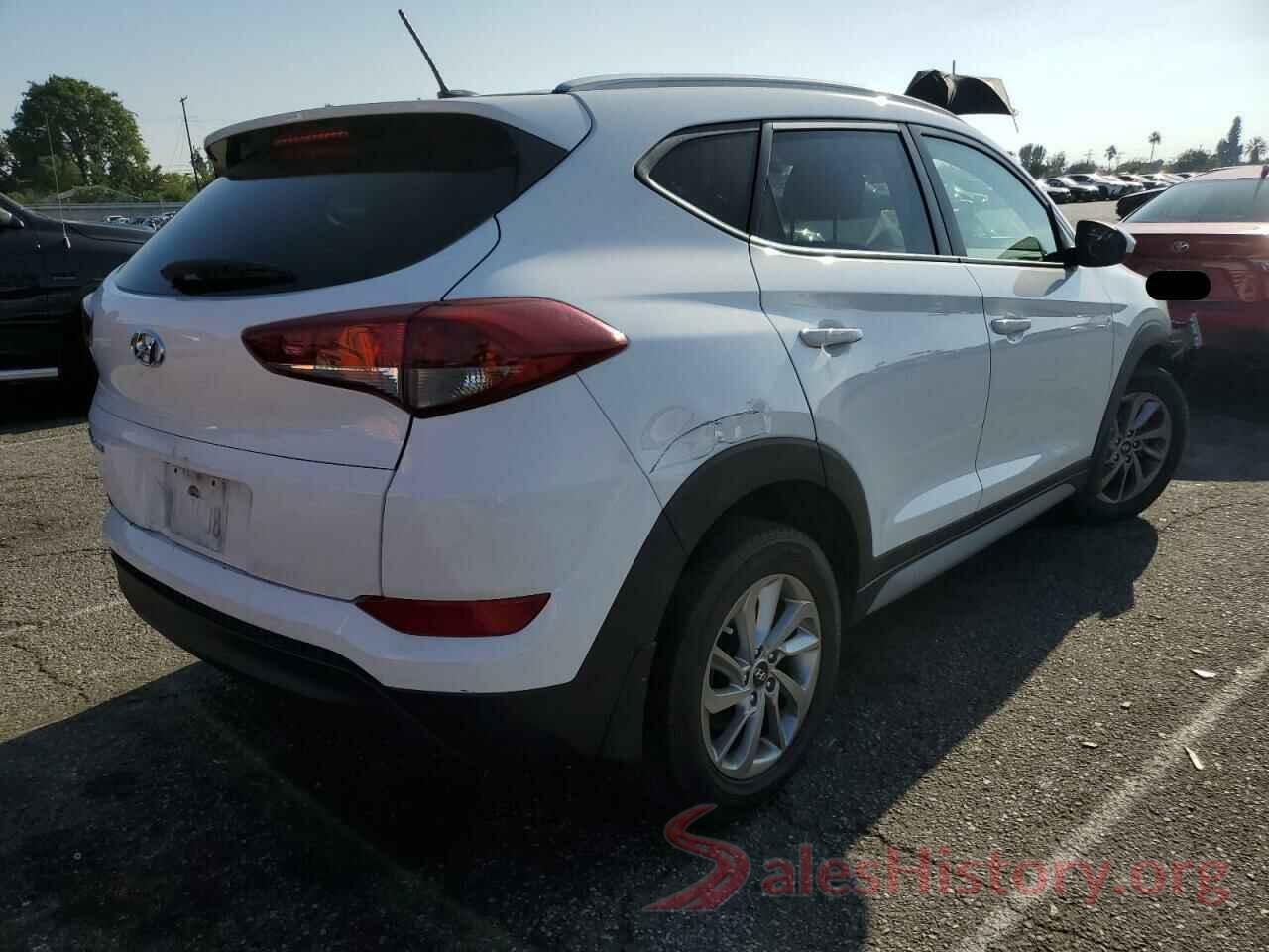 KM8J33A48HU595825 2017 HYUNDAI TUCSON