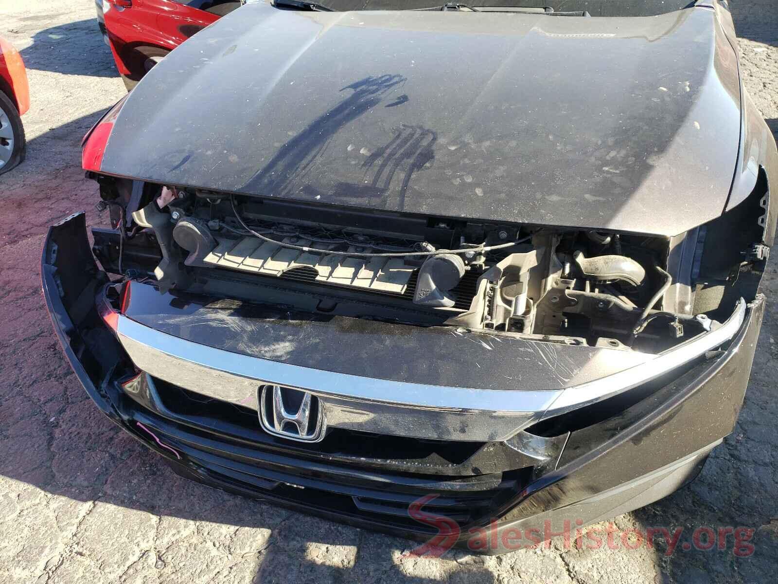 1HGCV1F13JA075664 2018 HONDA ACCORD