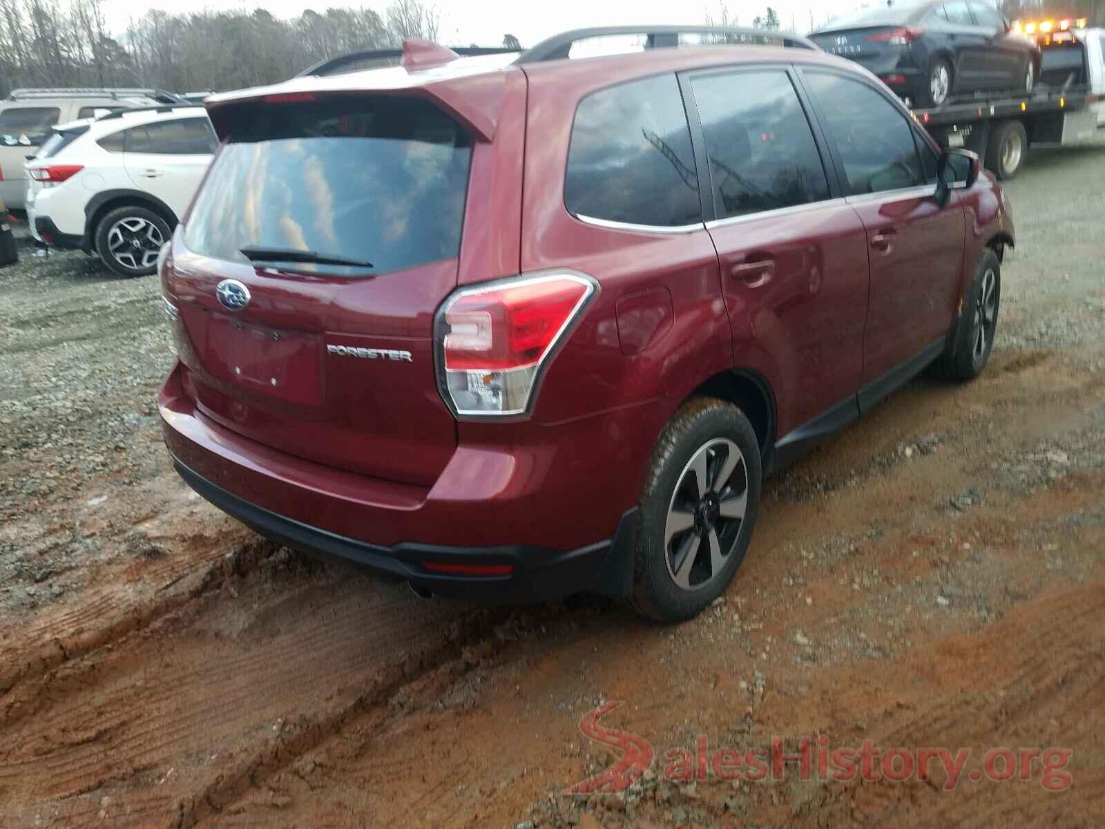 JF2SJAJC7JH417253 2018 SUBARU FORESTER