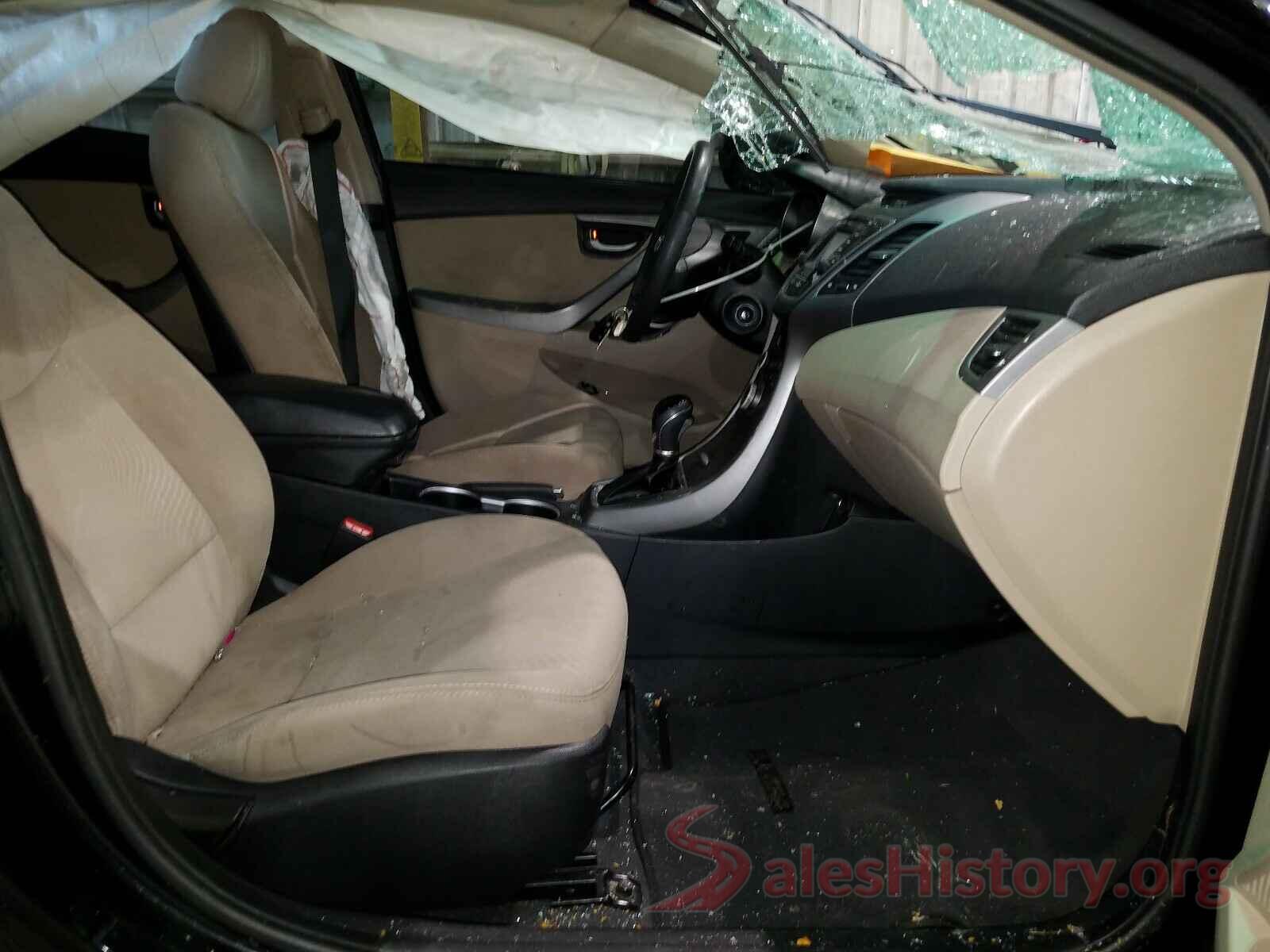 5NPDH4AE4GH762546 2016 HYUNDAI ELANTRA