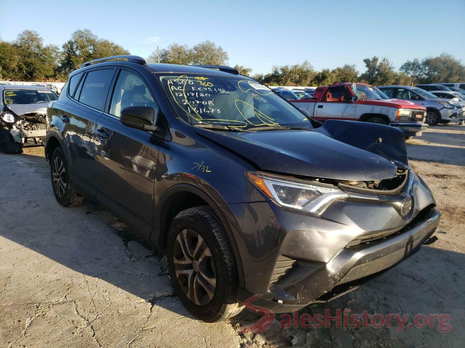 JTMZFREV1JD131673 2018 TOYOTA RAV4