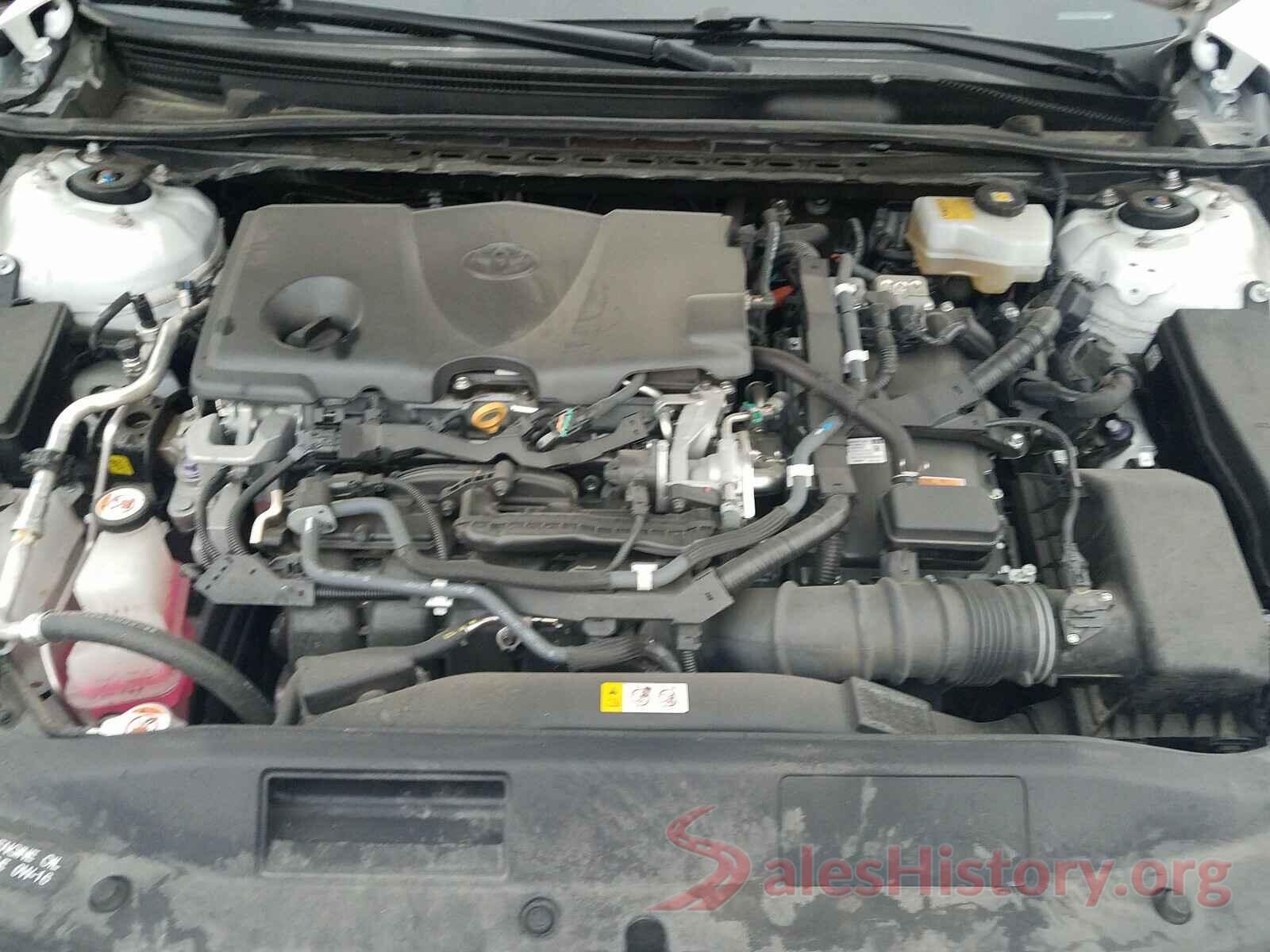 4T1B21HK4JU008039 2018 TOYOTA CAMRY