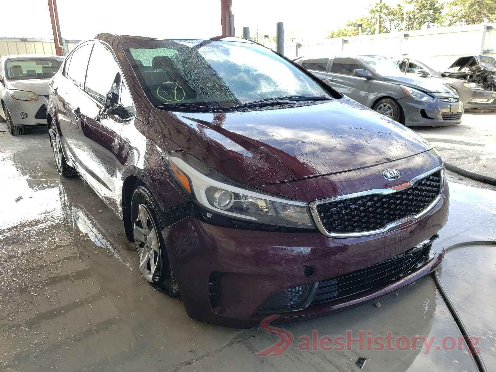 3KPFK4A72HE077866 2017 KIA FORTE