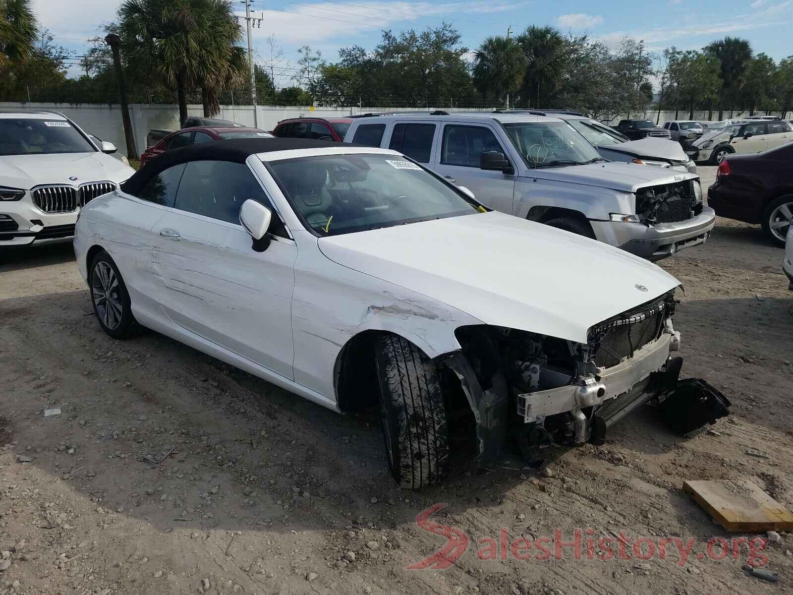 WDDWK4JB3JF611723 2018 MERCEDES-BENZ C CLASS