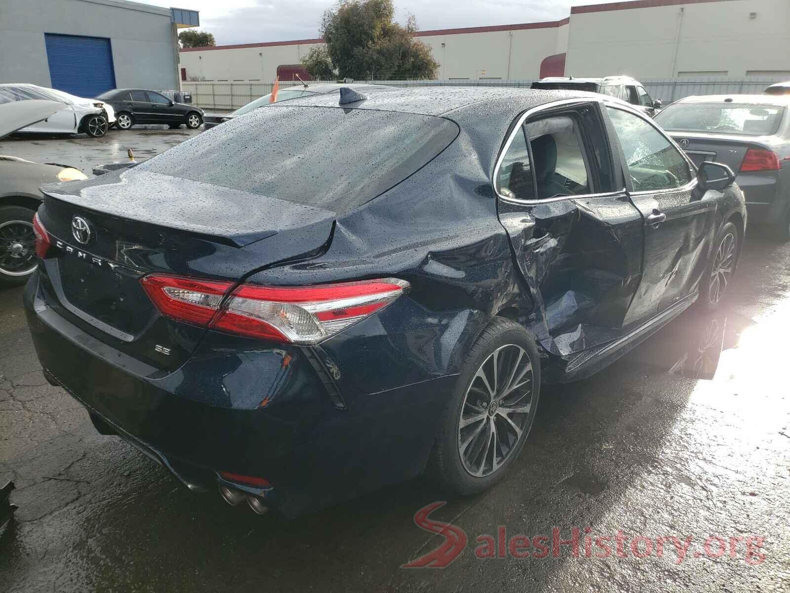 4T1G11AK4LU978124 2020 TOYOTA CAMRY