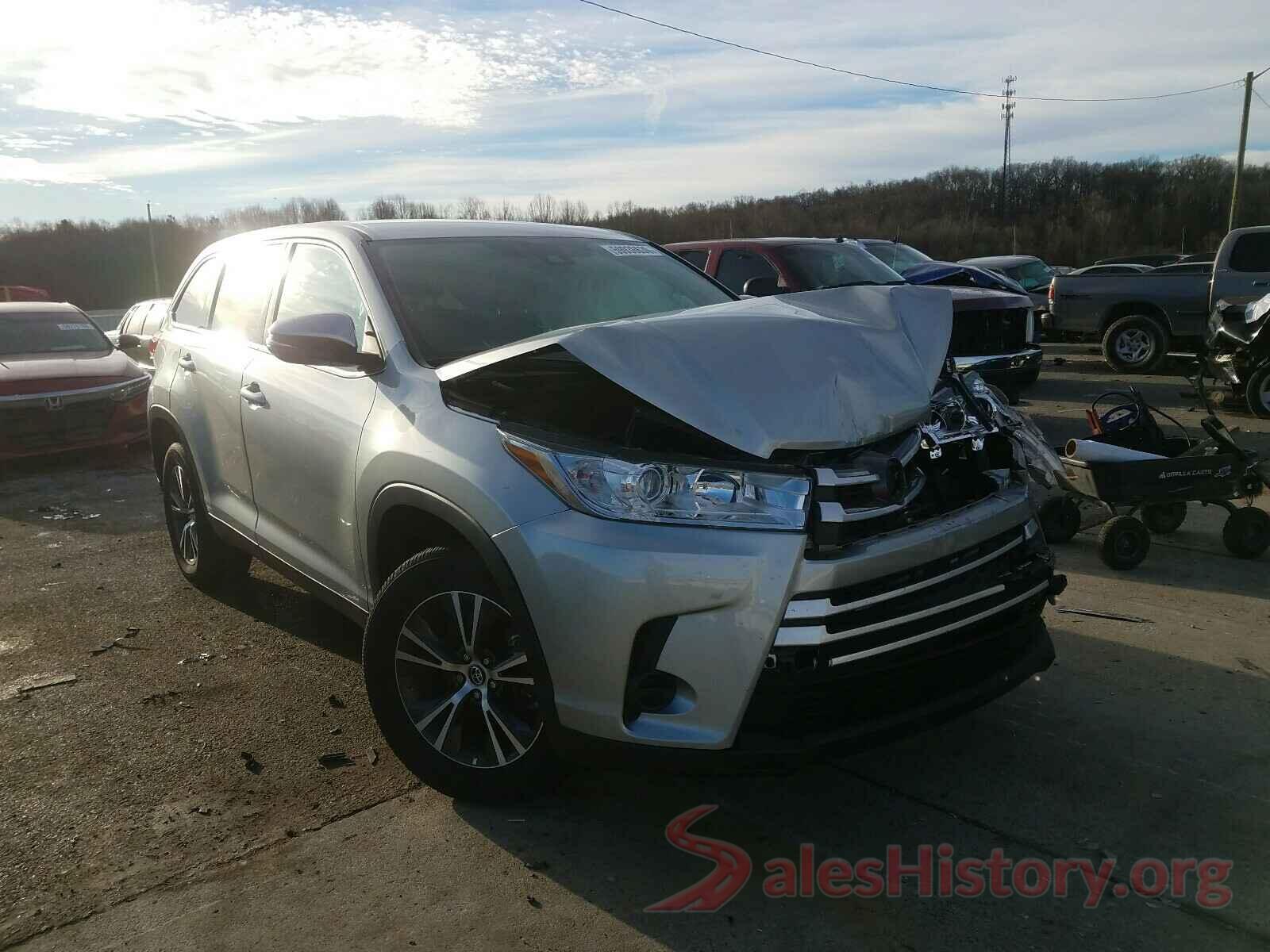 5TDZARFH5KS044081 2019 TOYOTA HIGHLANDER