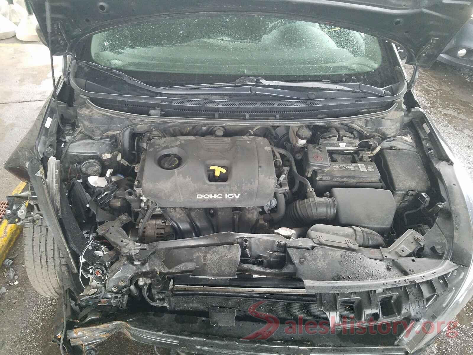 3KPFK4A77JE186748 2018 KIA FORTE