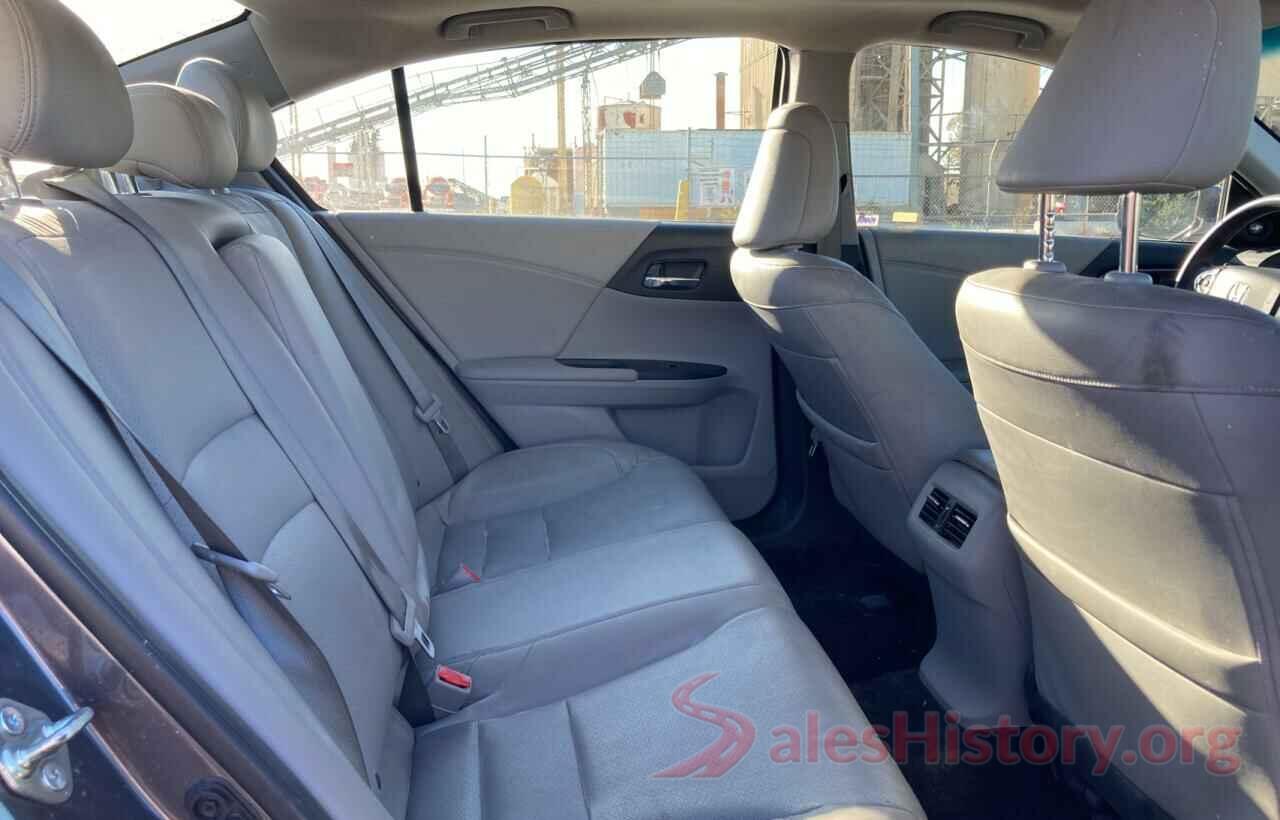 1HGCR3F8XHA004498 2017 HONDA ACCORD