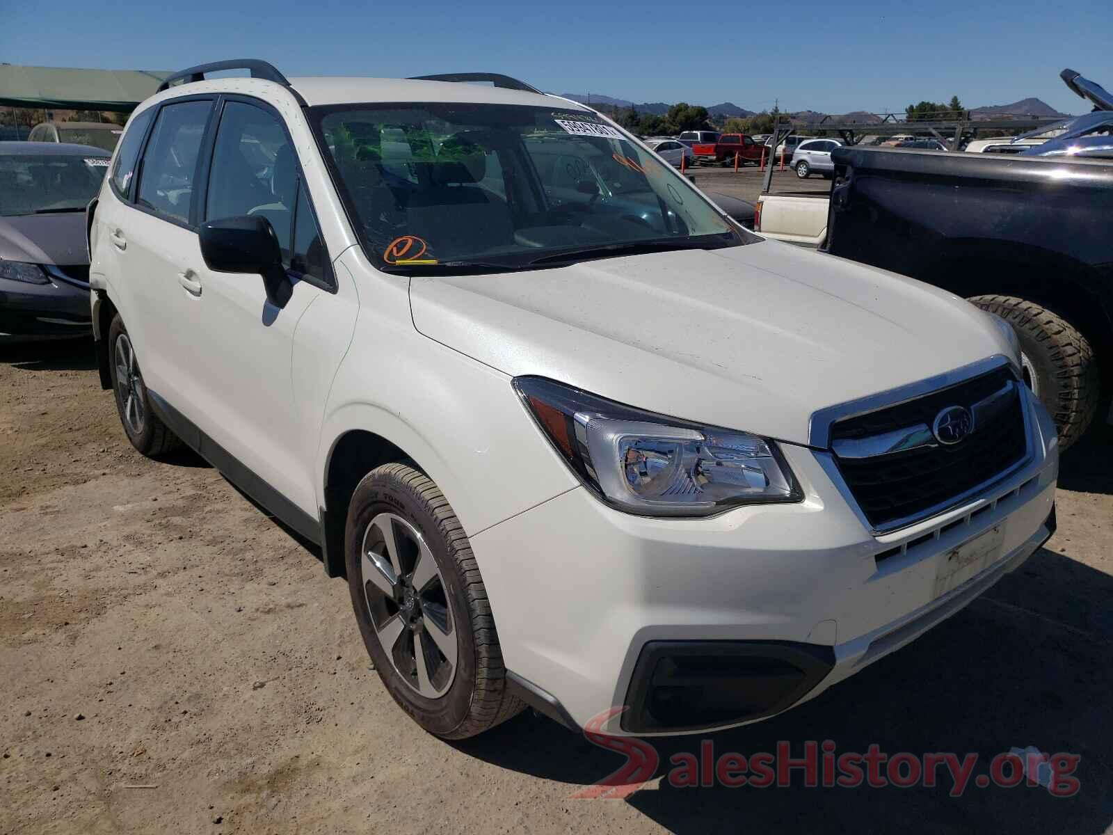 JF2SJABC7HH551611 2017 SUBARU FORESTER