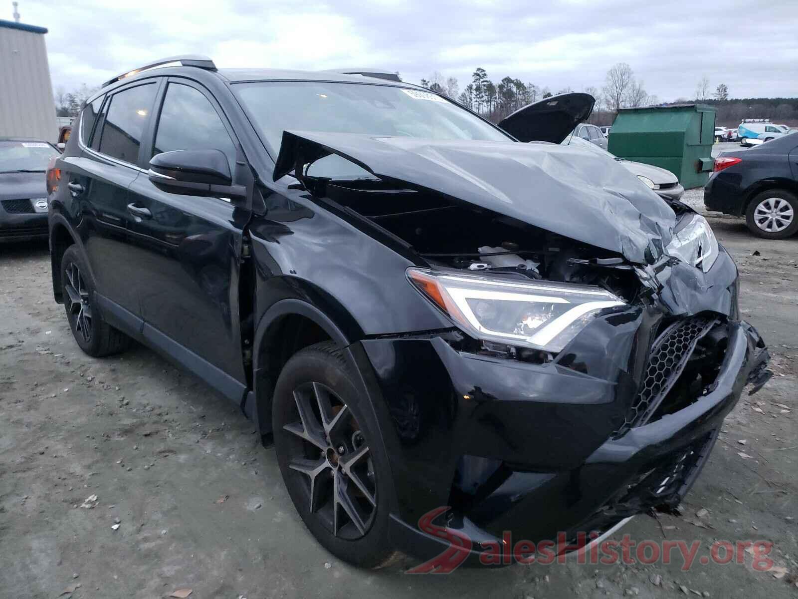 2T3NFREV0JW472600 2018 TOYOTA RAV4