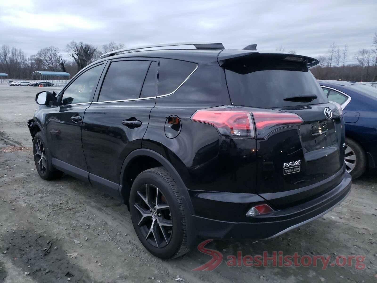 2T3NFREV0JW472600 2018 TOYOTA RAV4