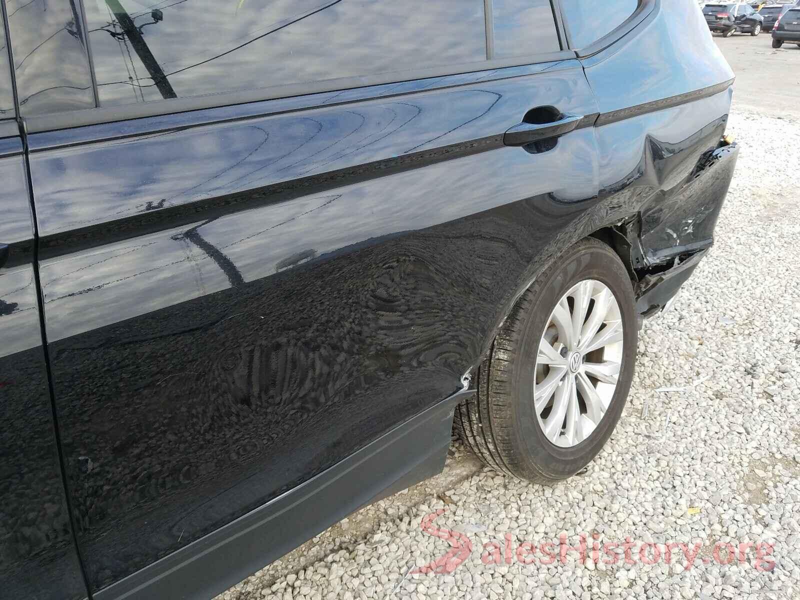 3VV0B7AX9JM157217 2018 VOLKSWAGEN TIGUAN