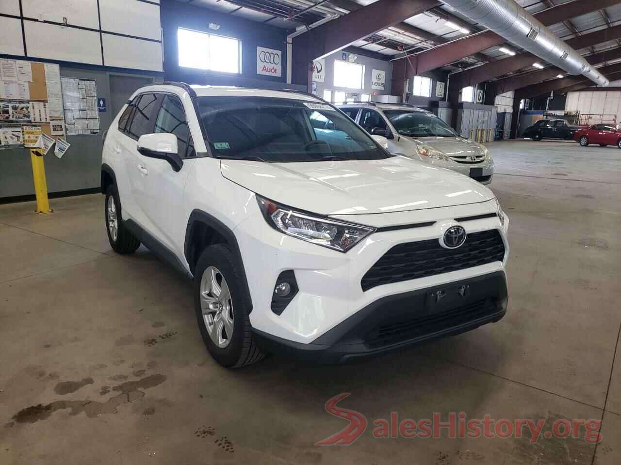 2T3P1RFV4KW033472 2019 TOYOTA RAV4