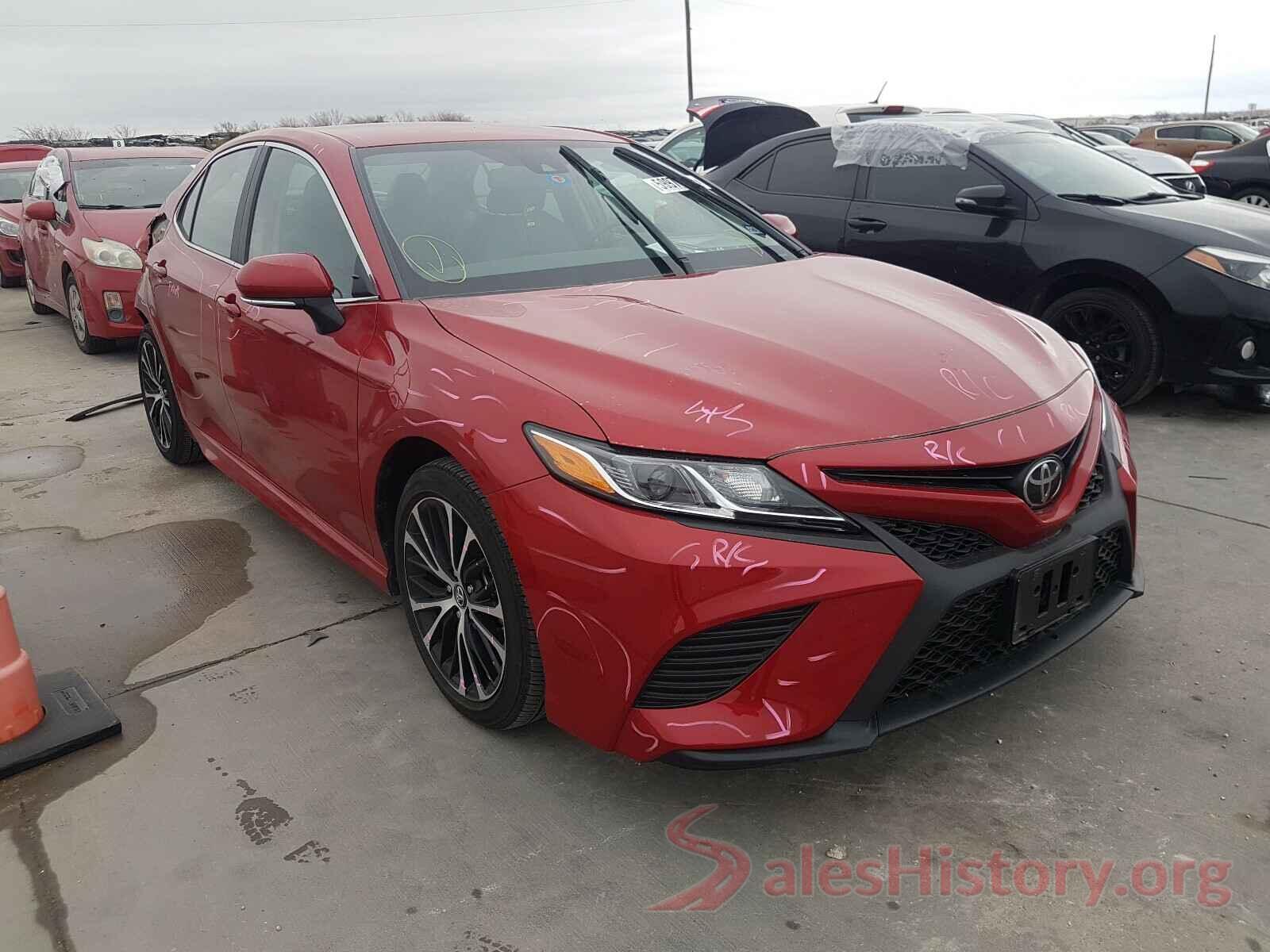 4T1B11HKXKU267123 2019 TOYOTA CAMRY