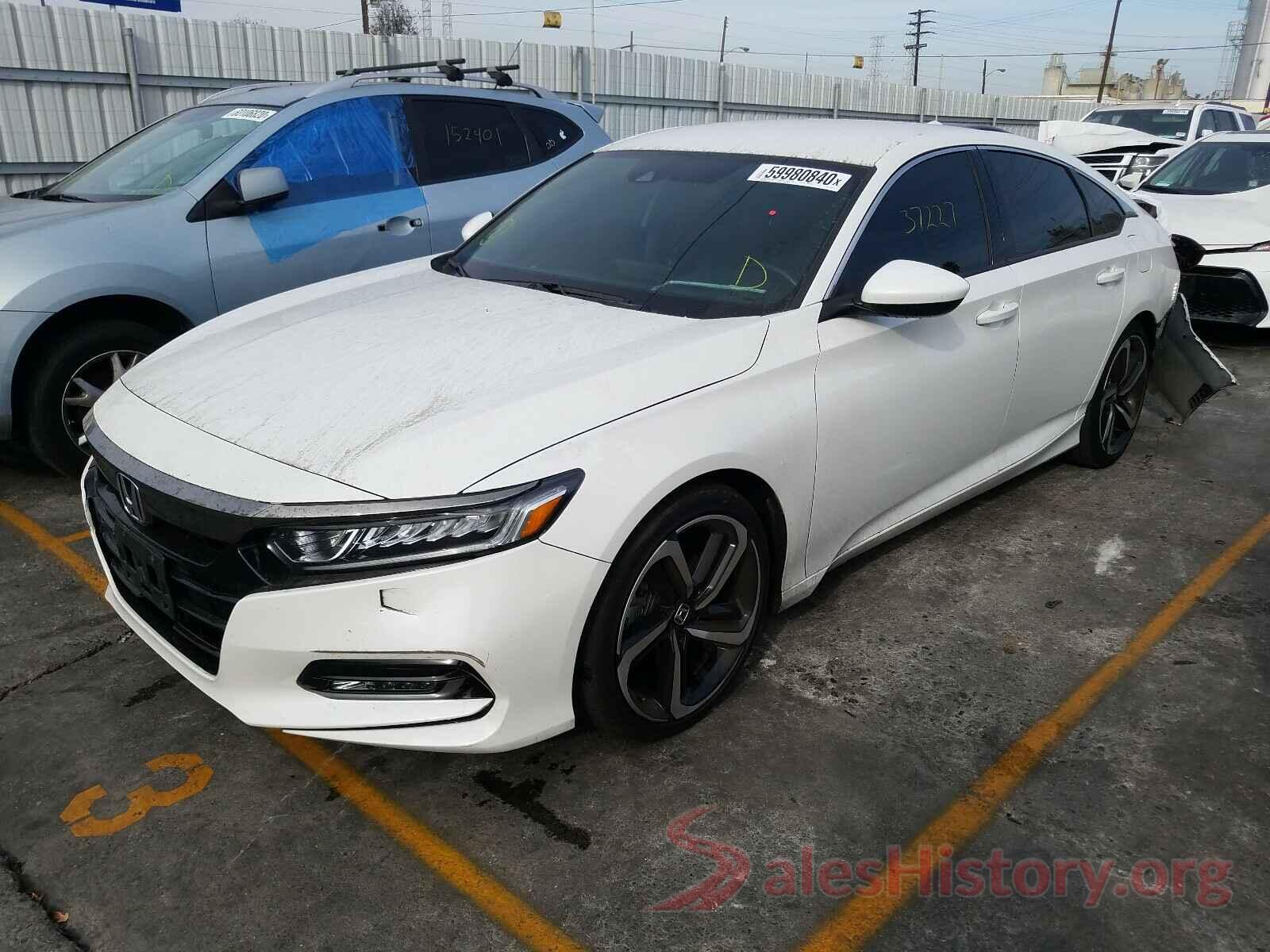 1HGCV1F34JA147845 2018 HONDA ACCORD