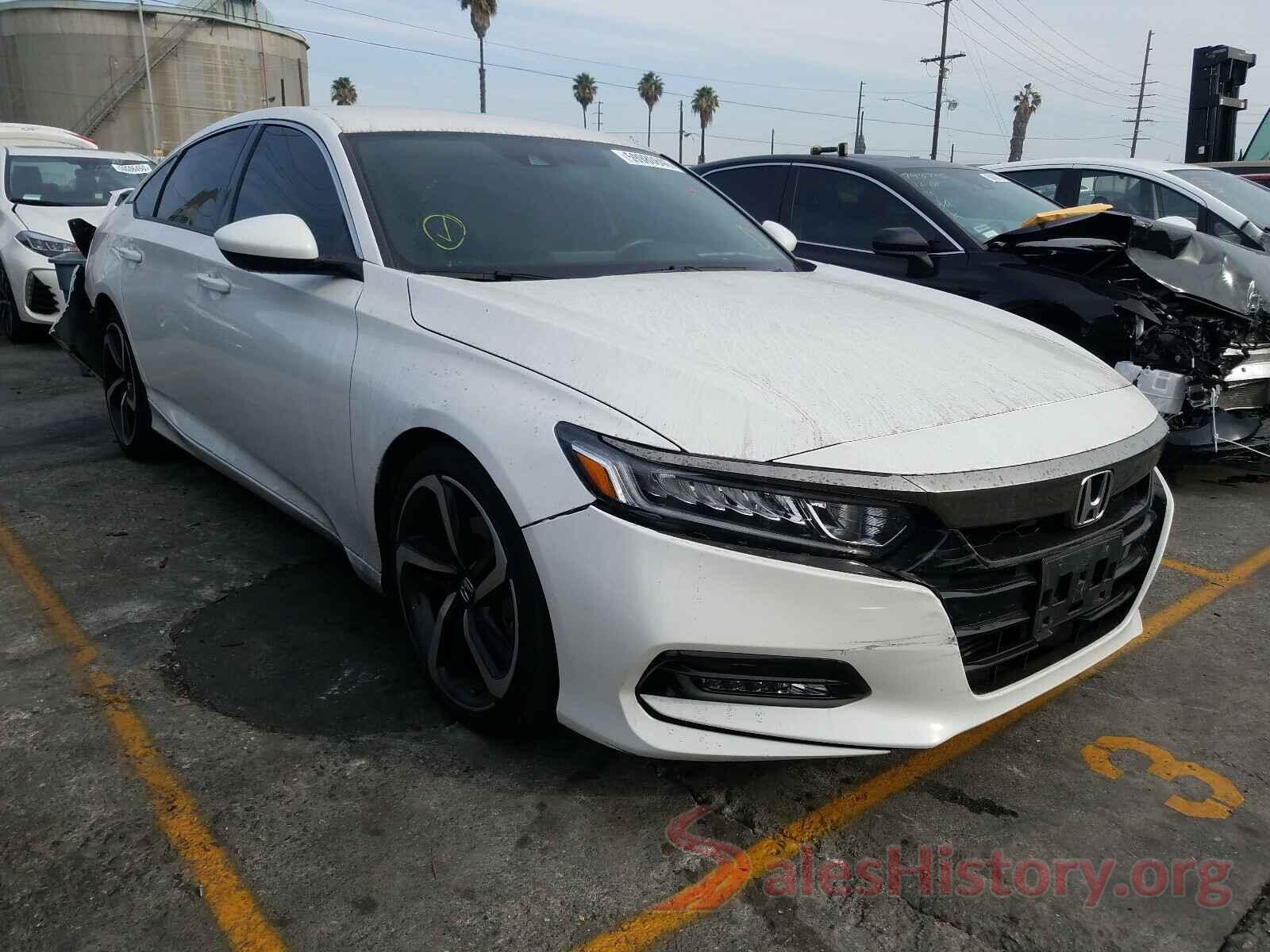 1HGCV1F34JA147845 2018 HONDA ACCORD