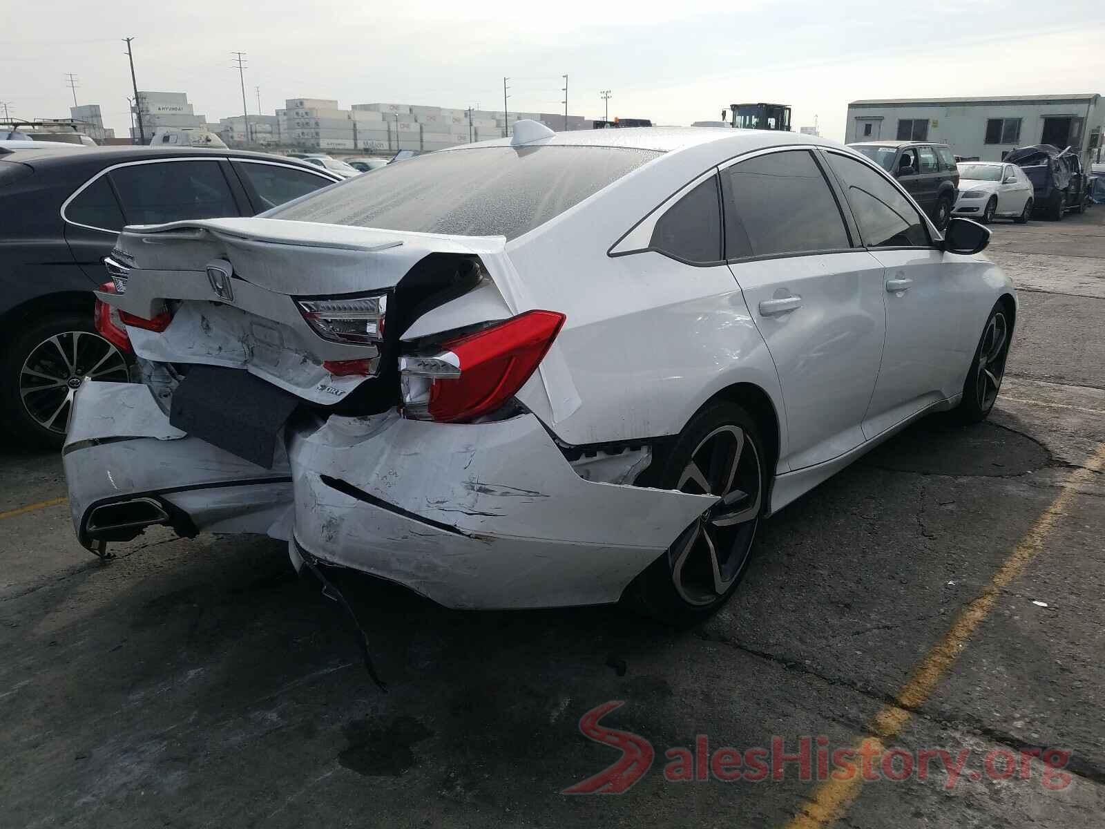 1HGCV1F34JA147845 2018 HONDA ACCORD