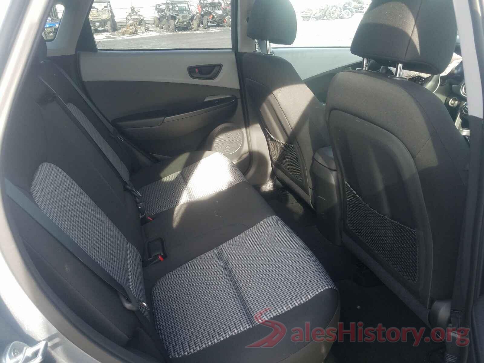 KM8K22AA6JU169869 2018 HYUNDAI KONA