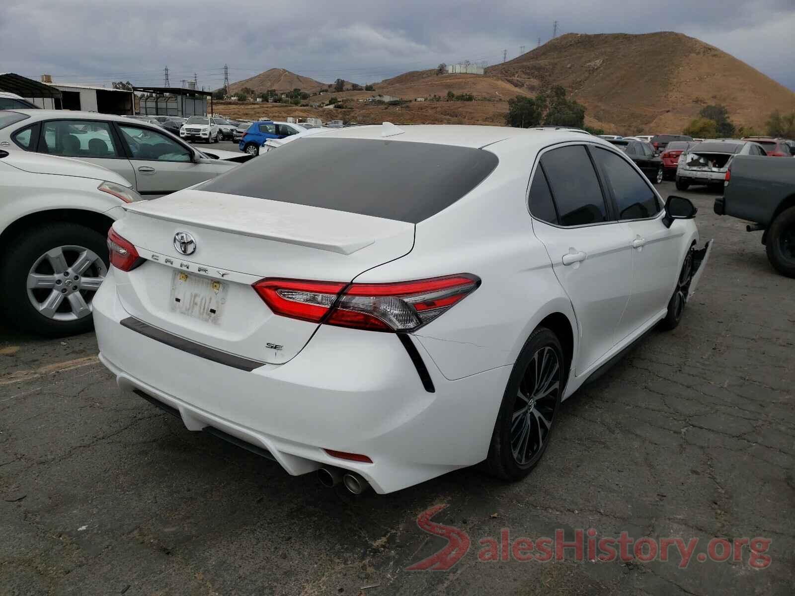 4T1B11HK2KU207921 2019 TOYOTA CAMRY