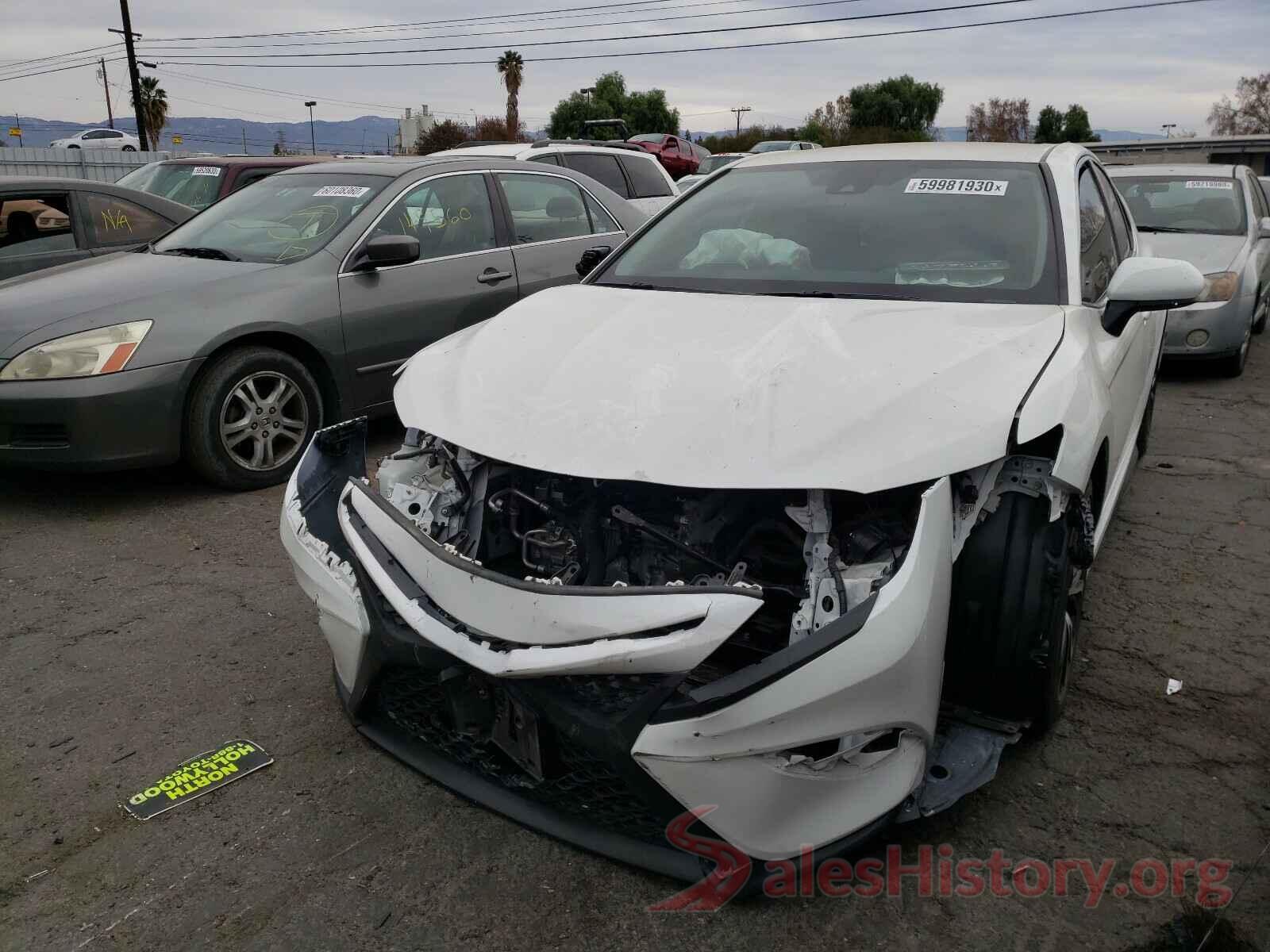 4T1B11HK2KU207921 2019 TOYOTA CAMRY