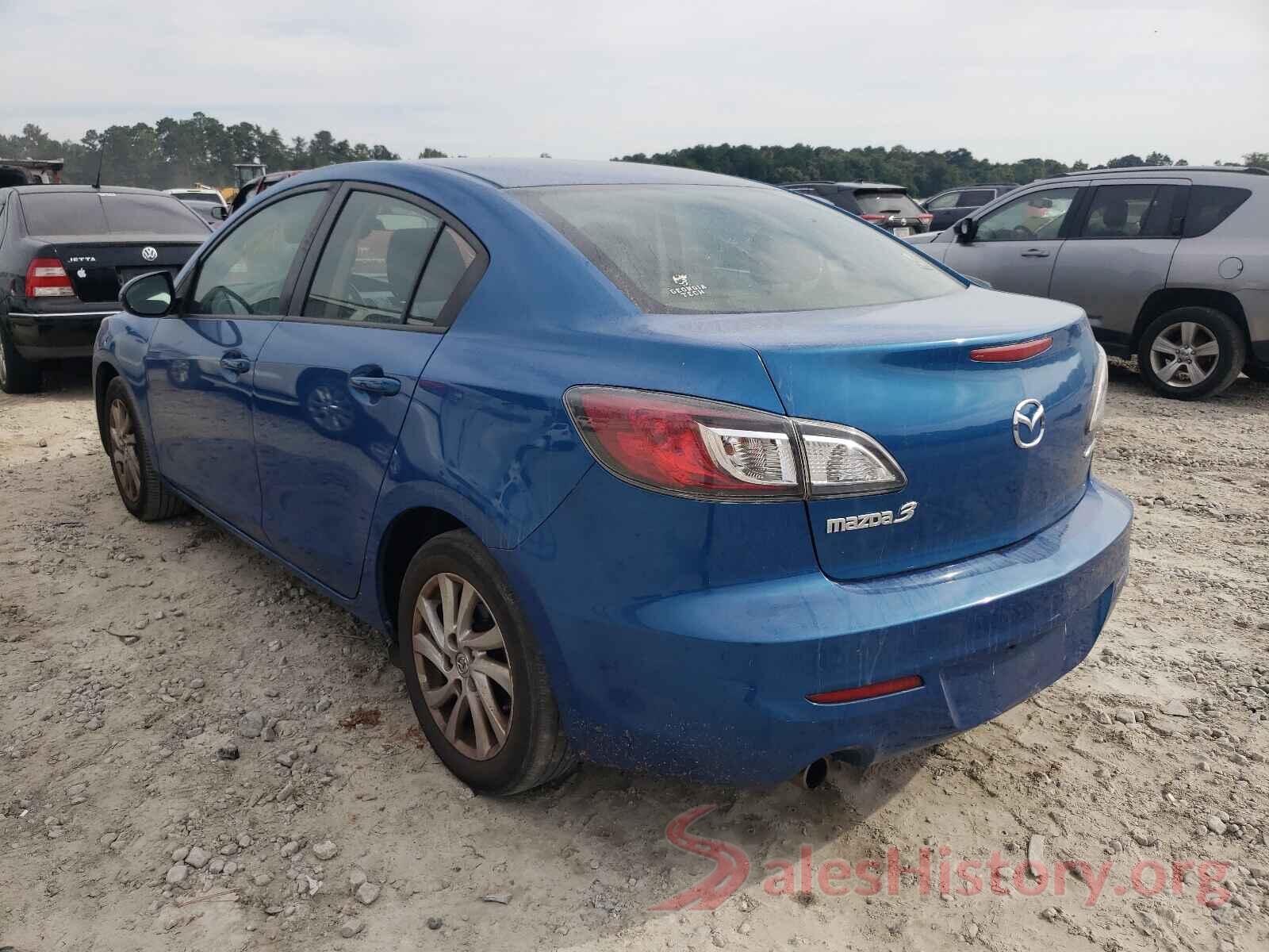 JM1BL1V7XC1549778 2018 MAZDA 3