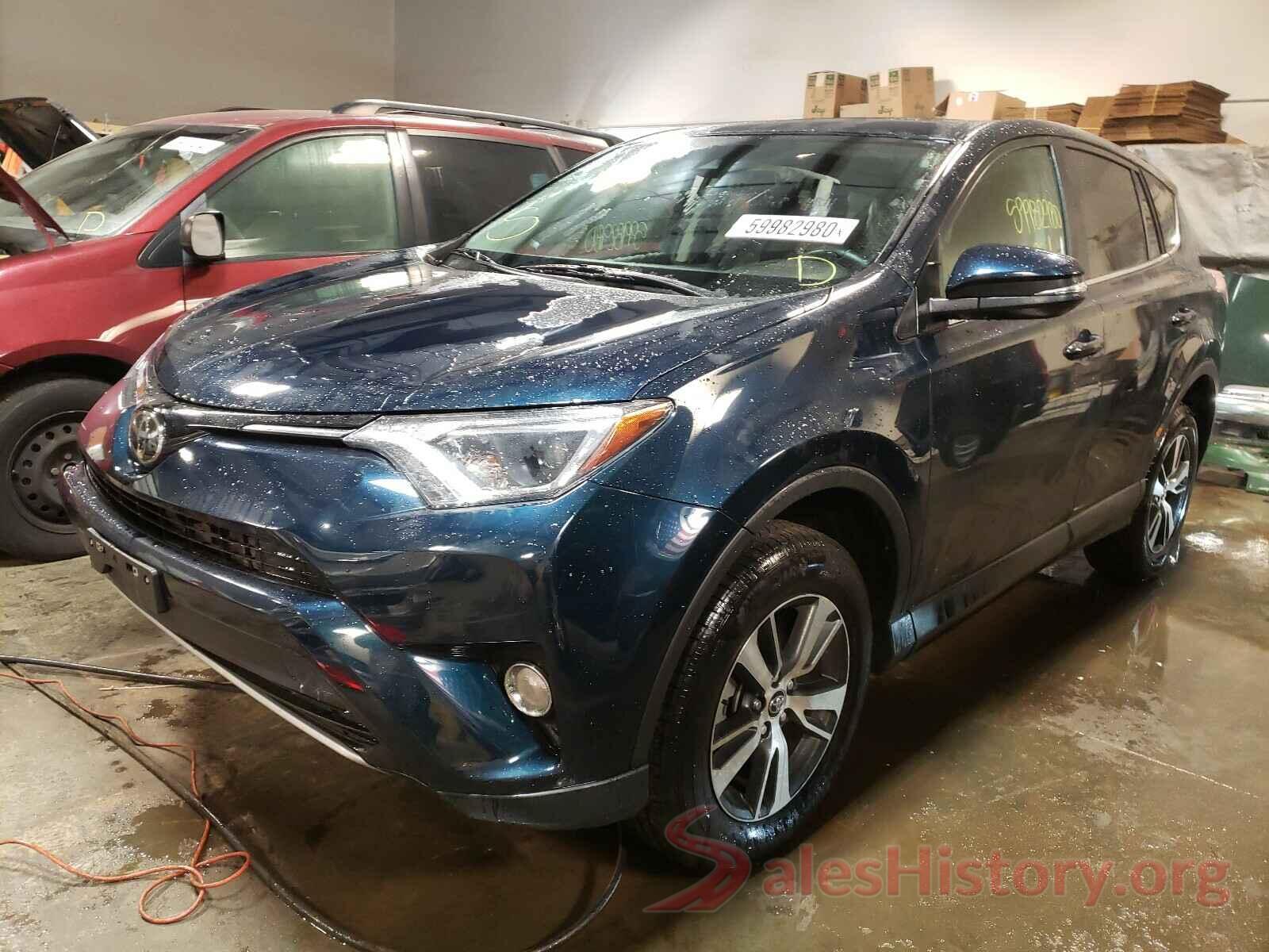 2T3RFREV7JW811628 2018 TOYOTA RAV4