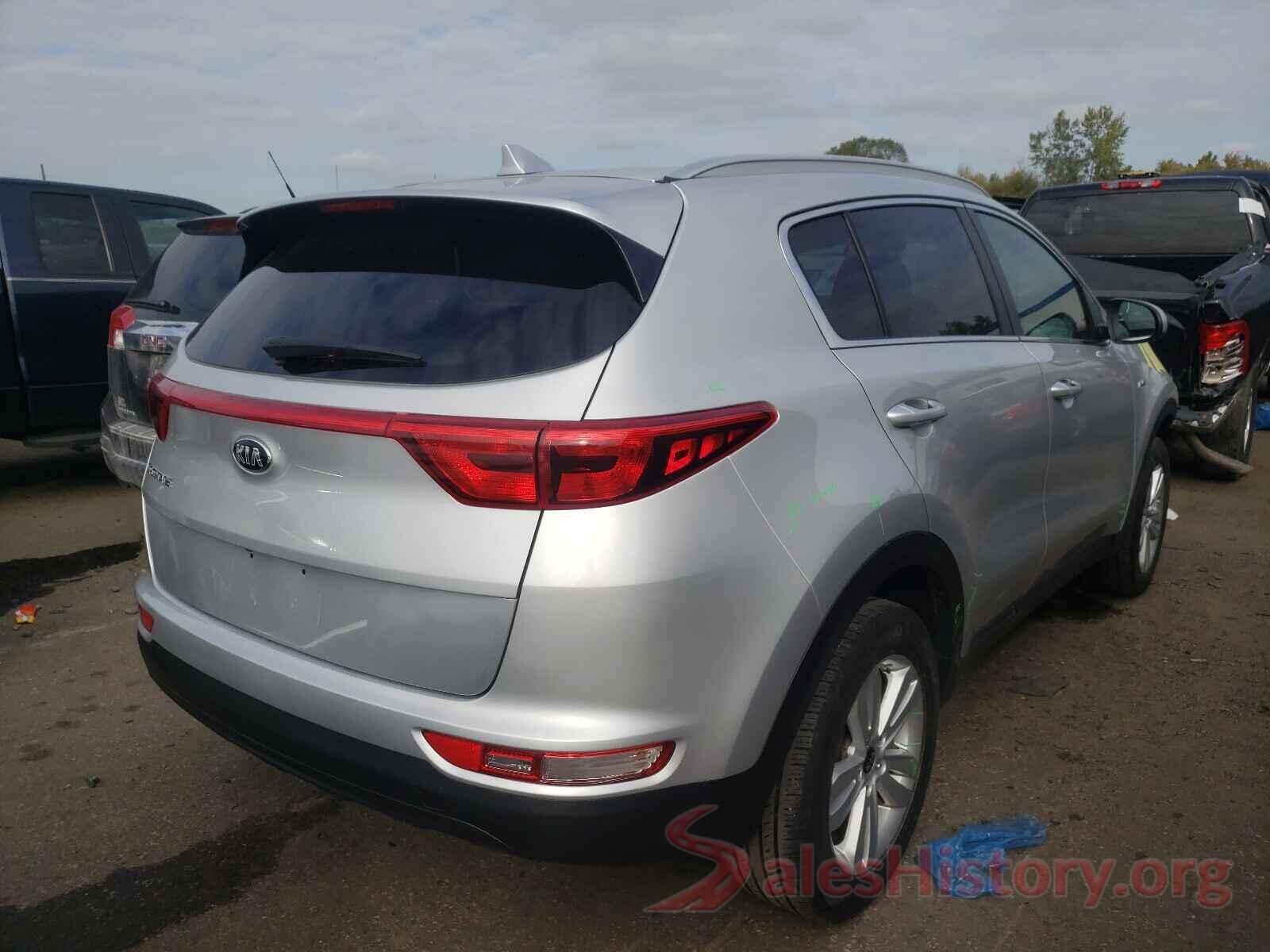 KNDPMCAC0J7474990 2018 KIA SPORTAGE