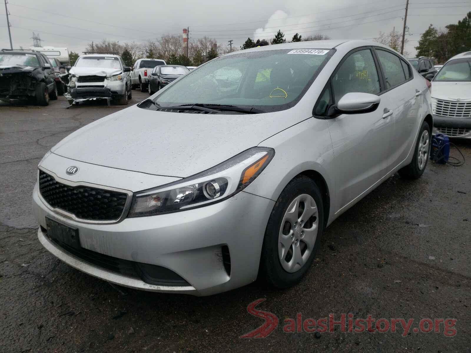 3KPFK4A76JE218735 2018 KIA FORTE