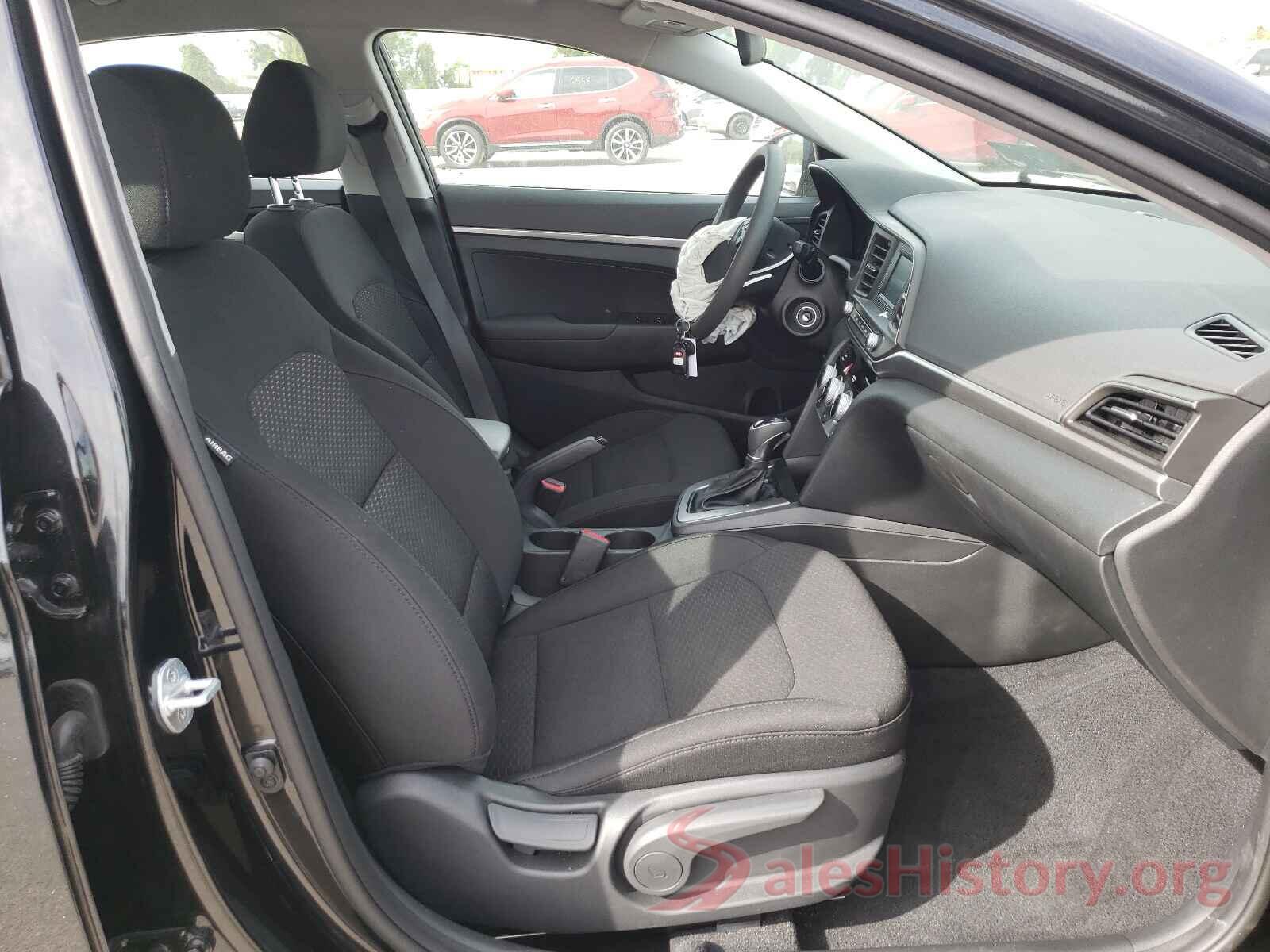 5NPD74LFXKH465668 2019 HYUNDAI ELANTRA