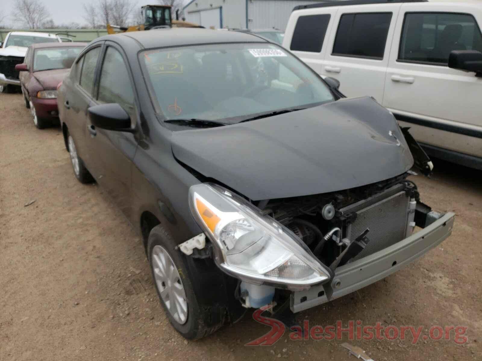 3N1CN7AP7JL805942 2018 NISSAN VERSA