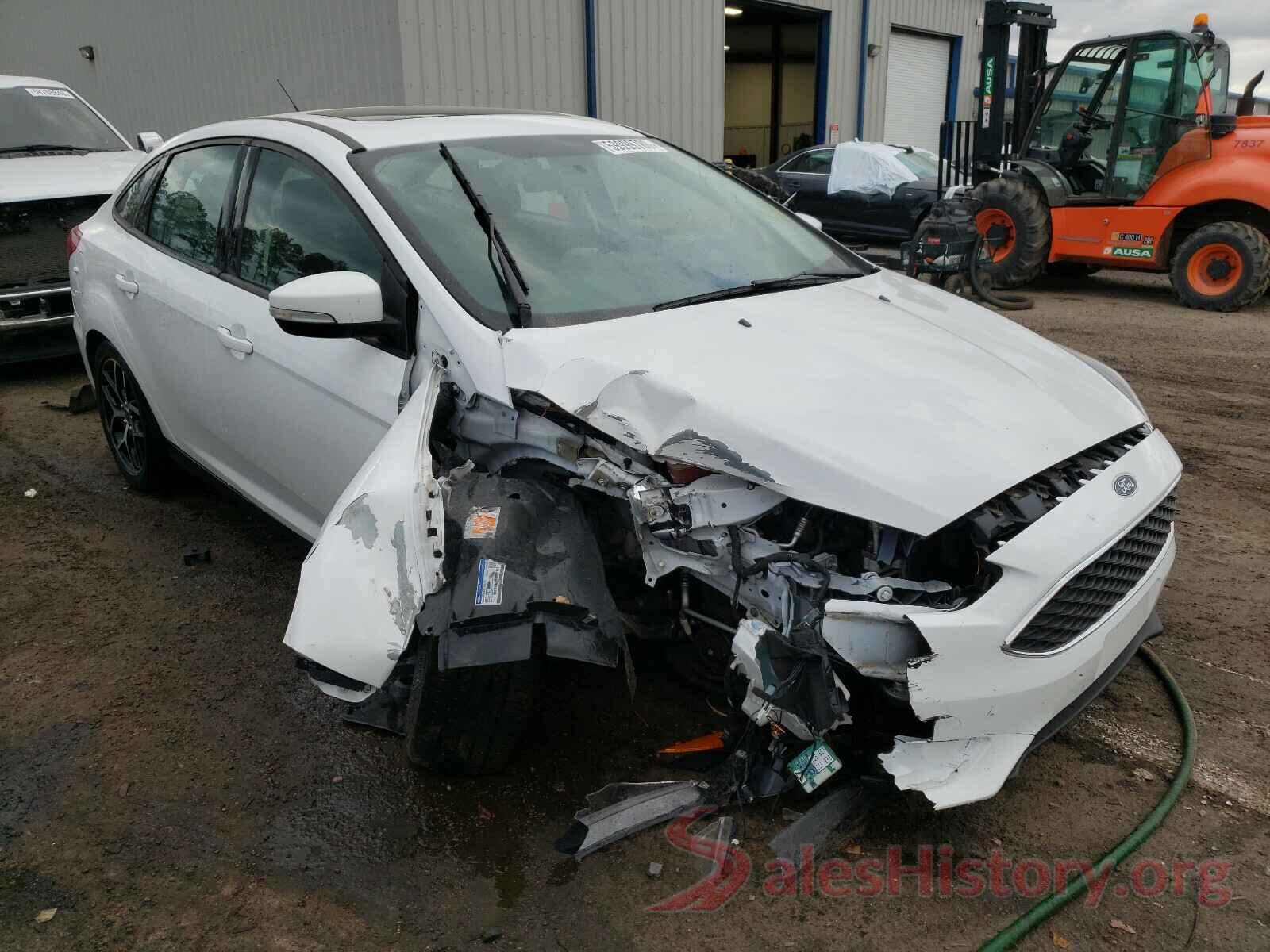 1FADP3H2XJL228419 2018 FORD FOCUS