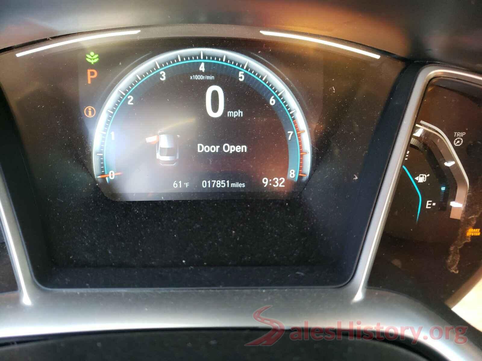 2HGFC2F7XHH569061 2017 HONDA CIVIC