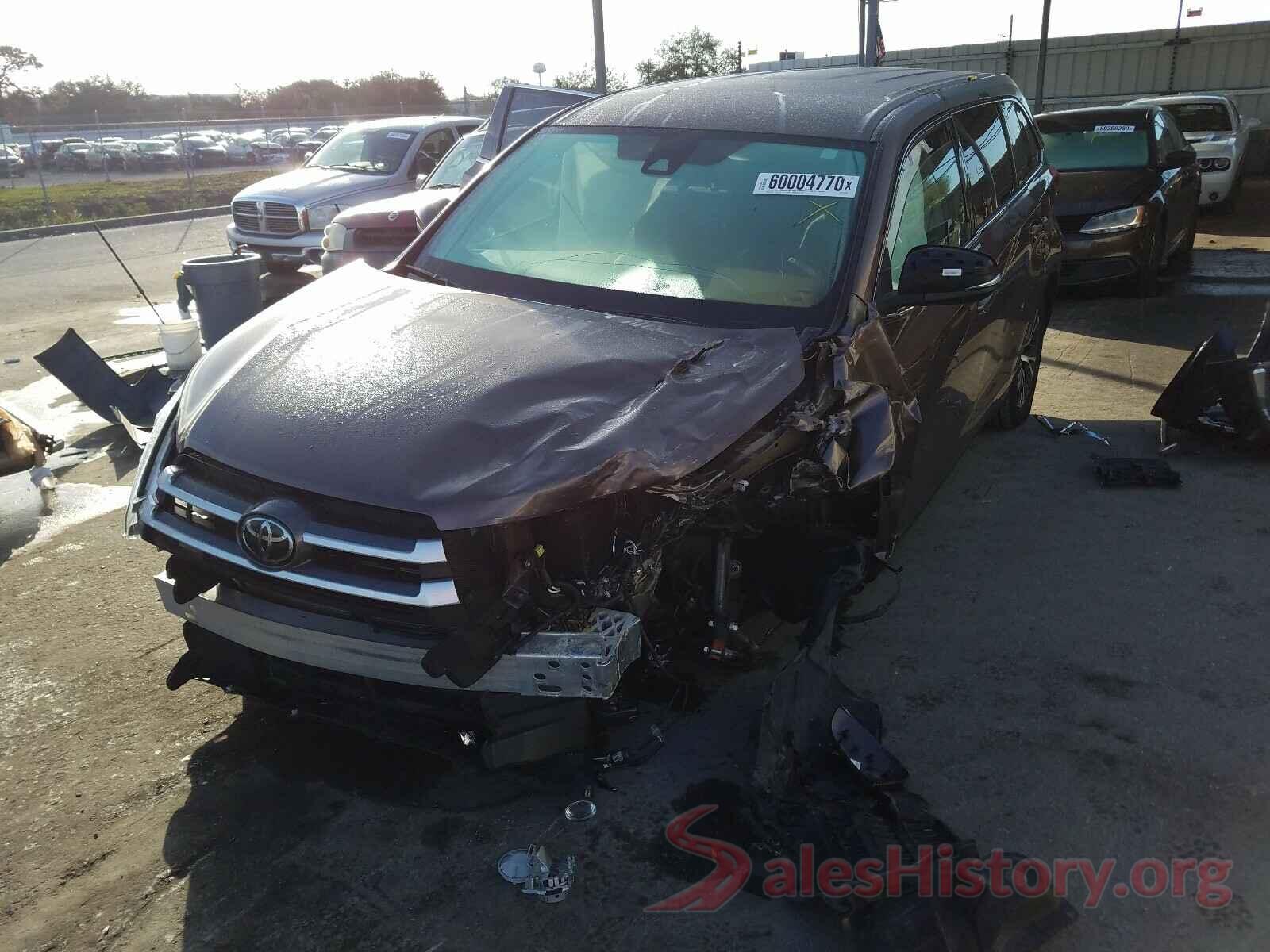 5TDZARFH7KS044597 2019 TOYOTA HIGHLANDER