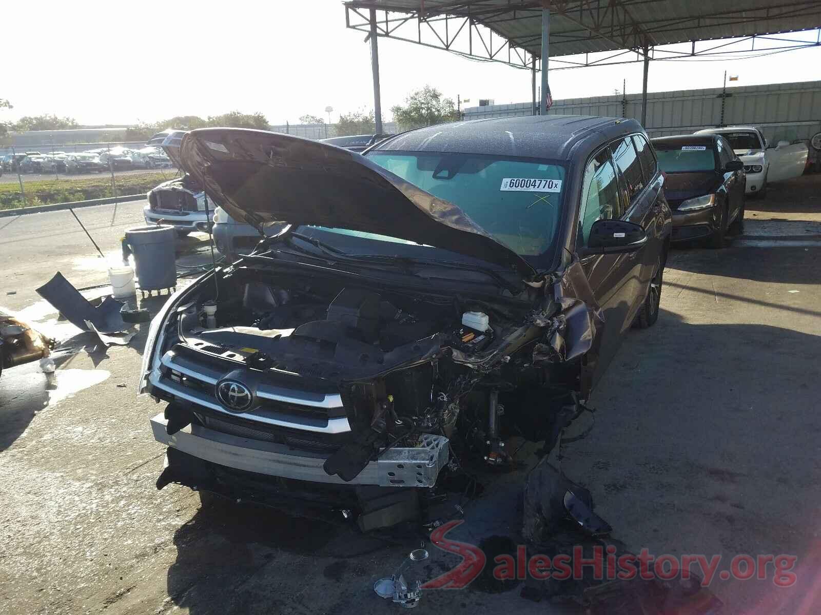 5TDZARFH7KS044597 2019 TOYOTA HIGHLANDER