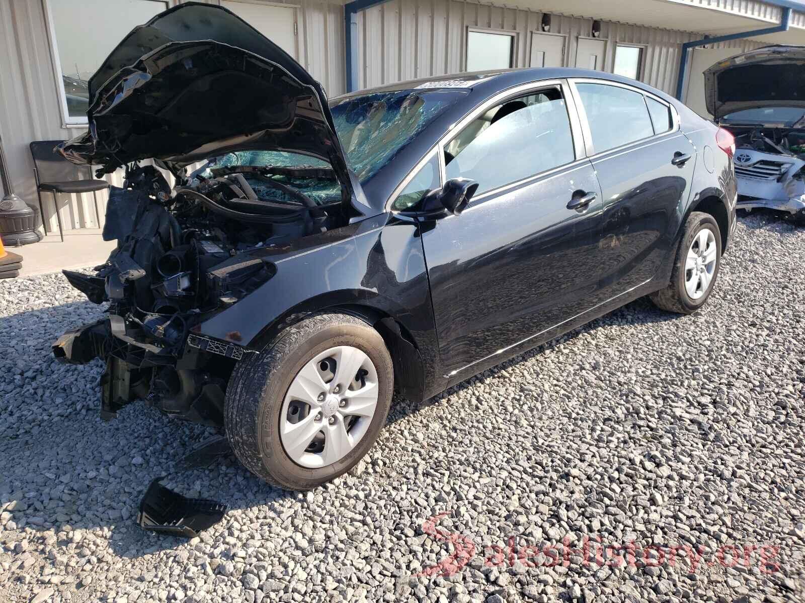 3KPFK4A72JE246970 2018 KIA FORTE